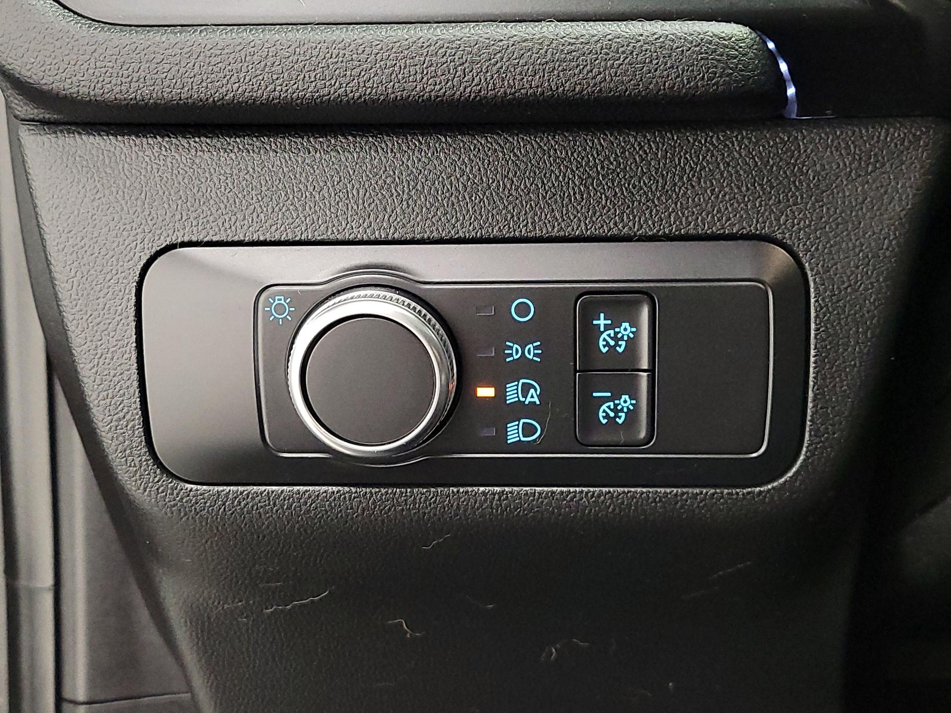 Thumbnail: 2020 Ford Escape - 13