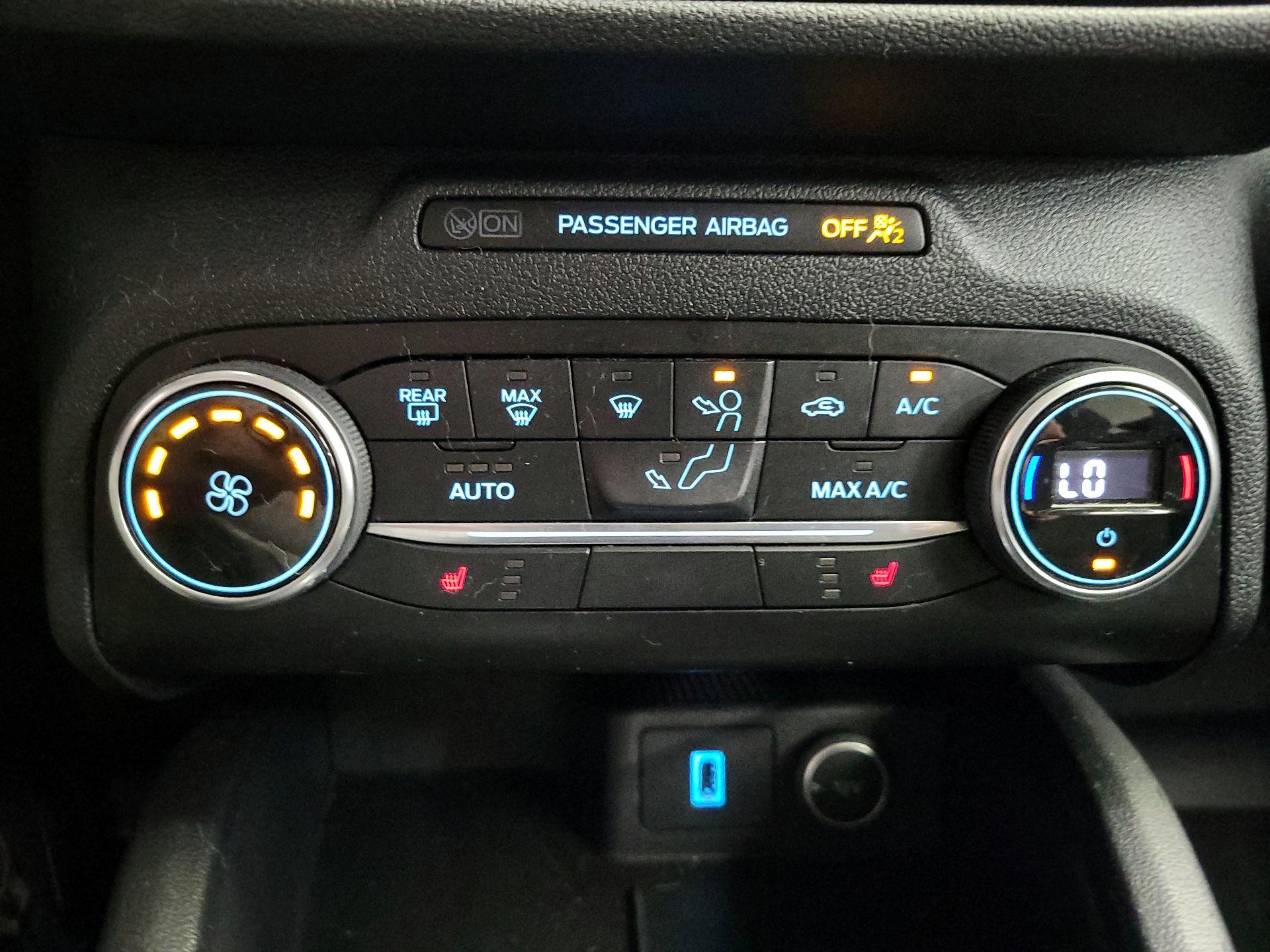 Thumbnail: 2020 Ford Escape - 16