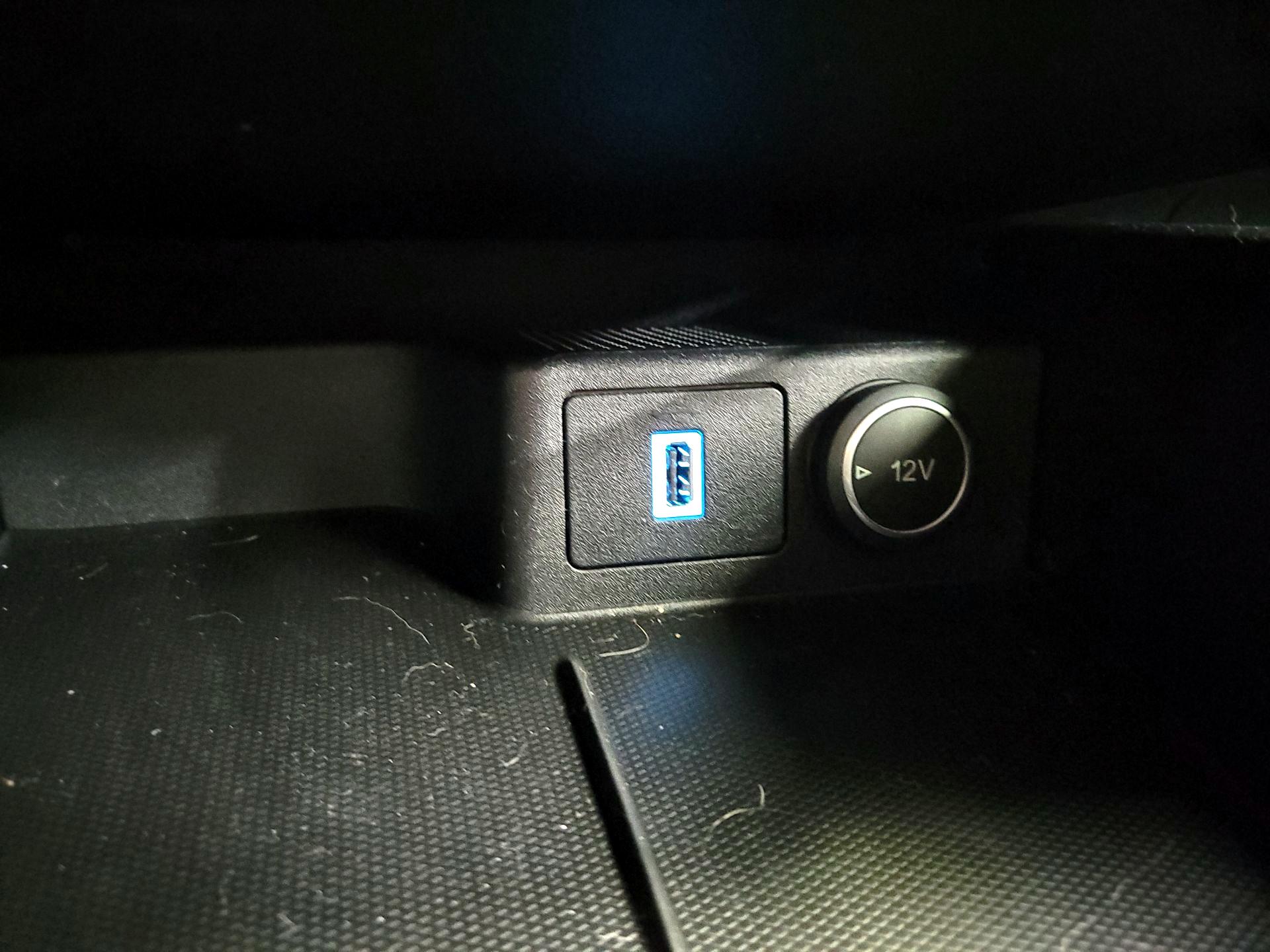 Thumbnail: 2020 Ford Escape - 18