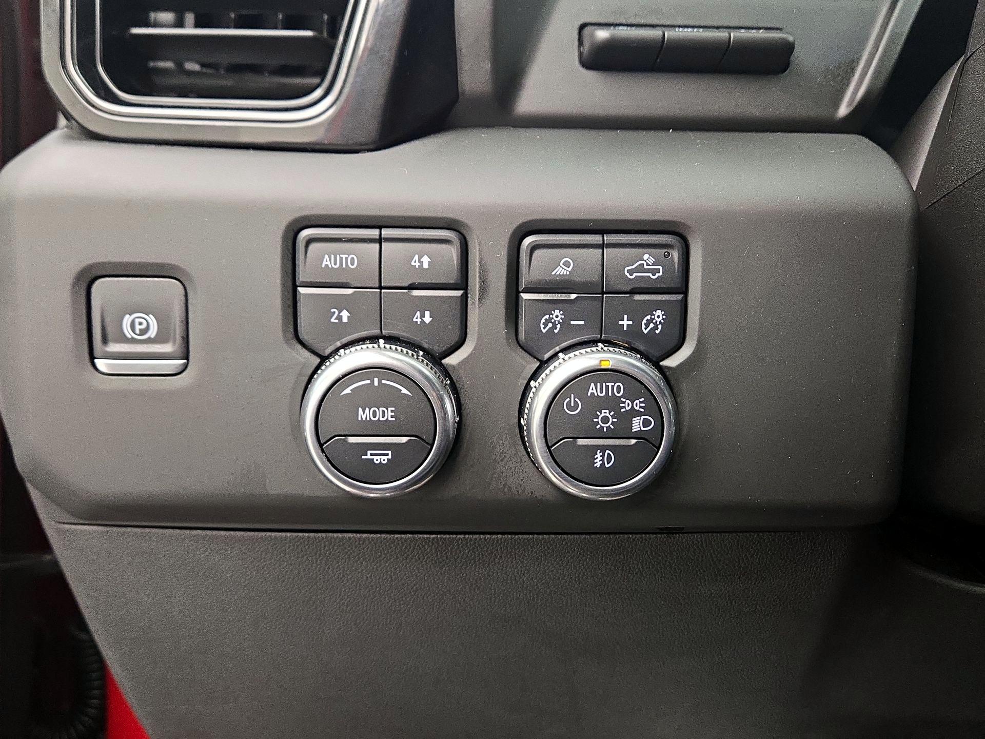 Thumbnail: 2025 GMC Sierra 1500 - 13