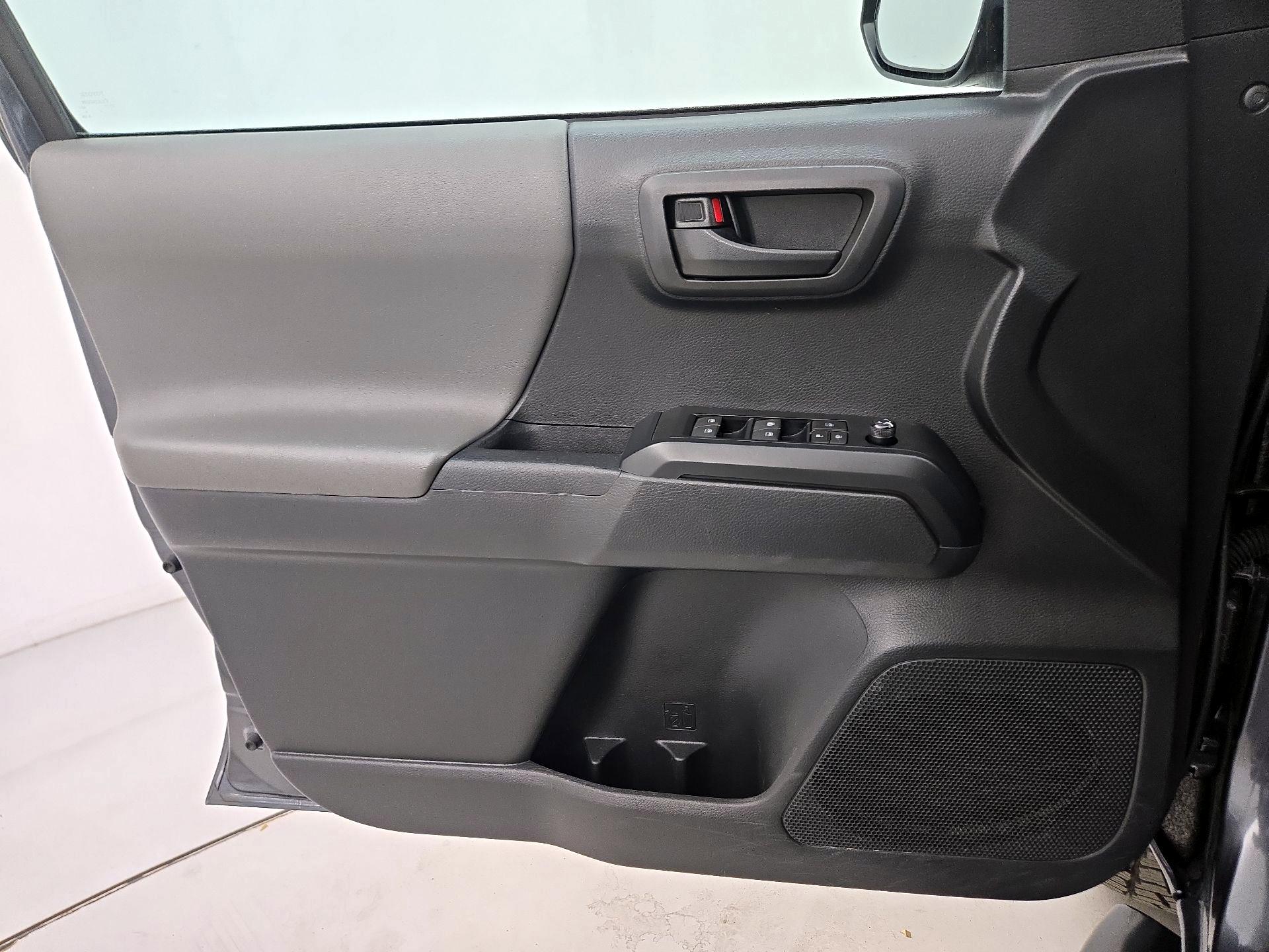 Thumbnail: 2023 Toyota Tacoma - 12