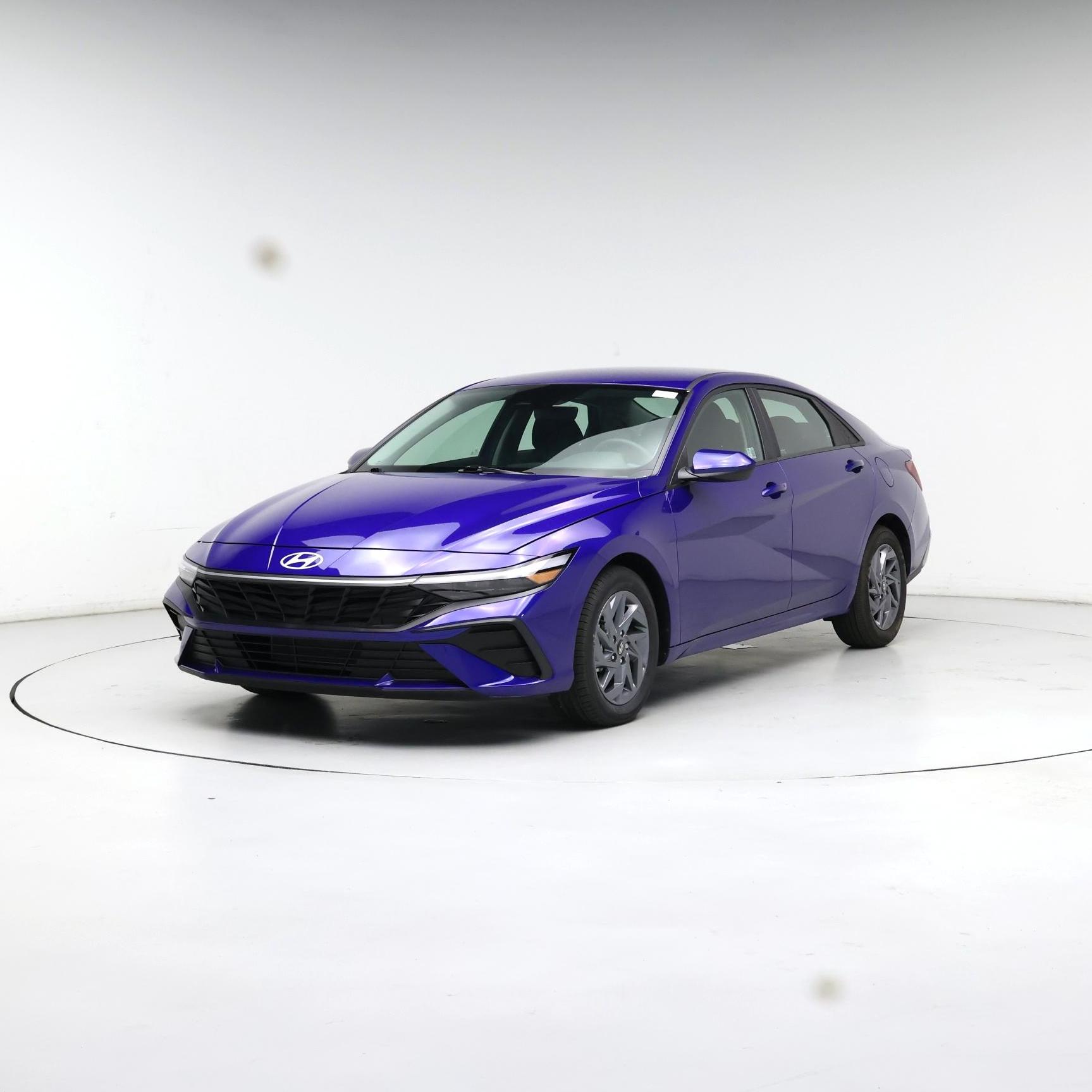 Thumbnail: 2024 Hyundai Elantra - 4