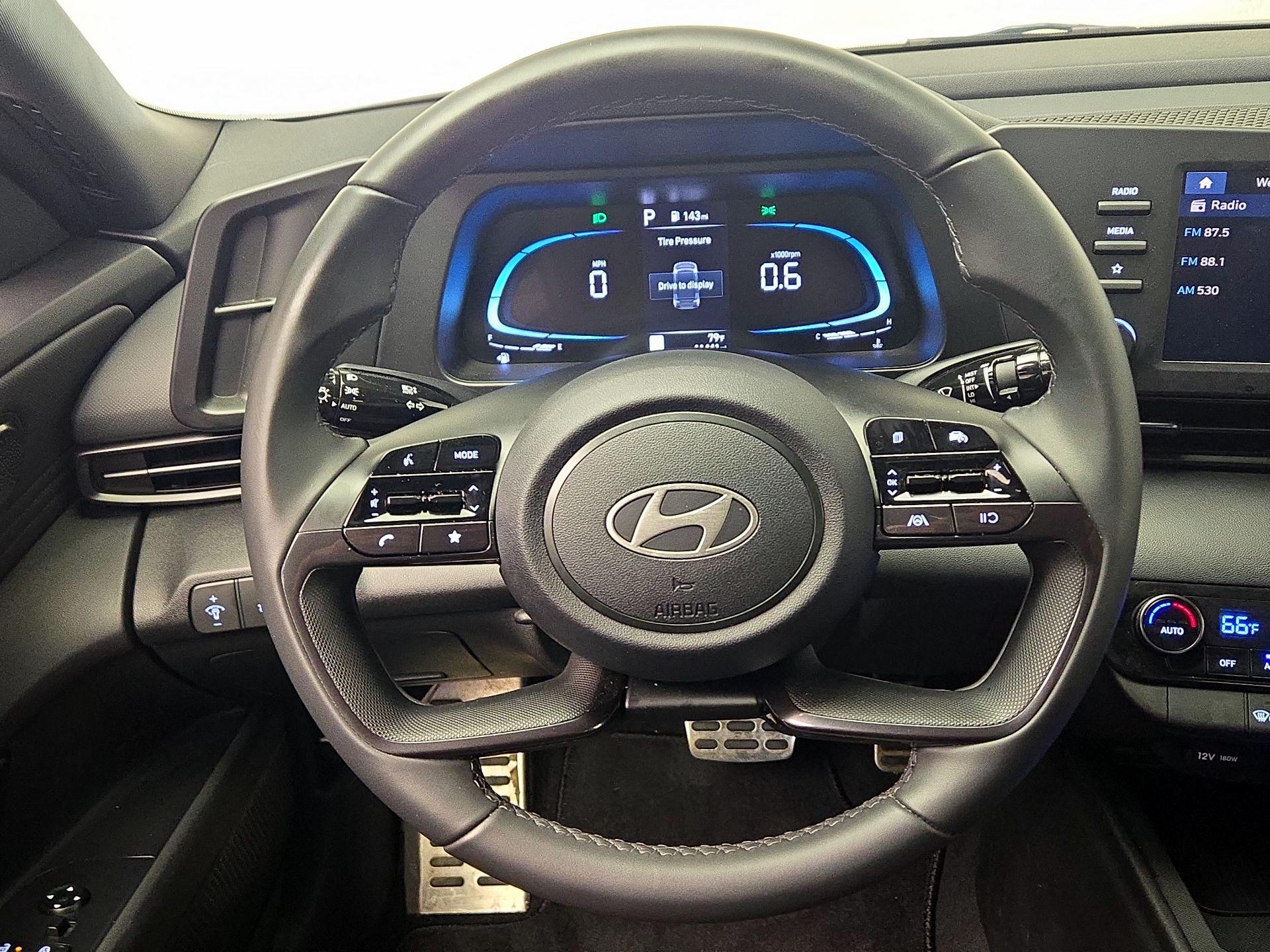 Thumbnail: 2025 Hyundai Elantra - 10