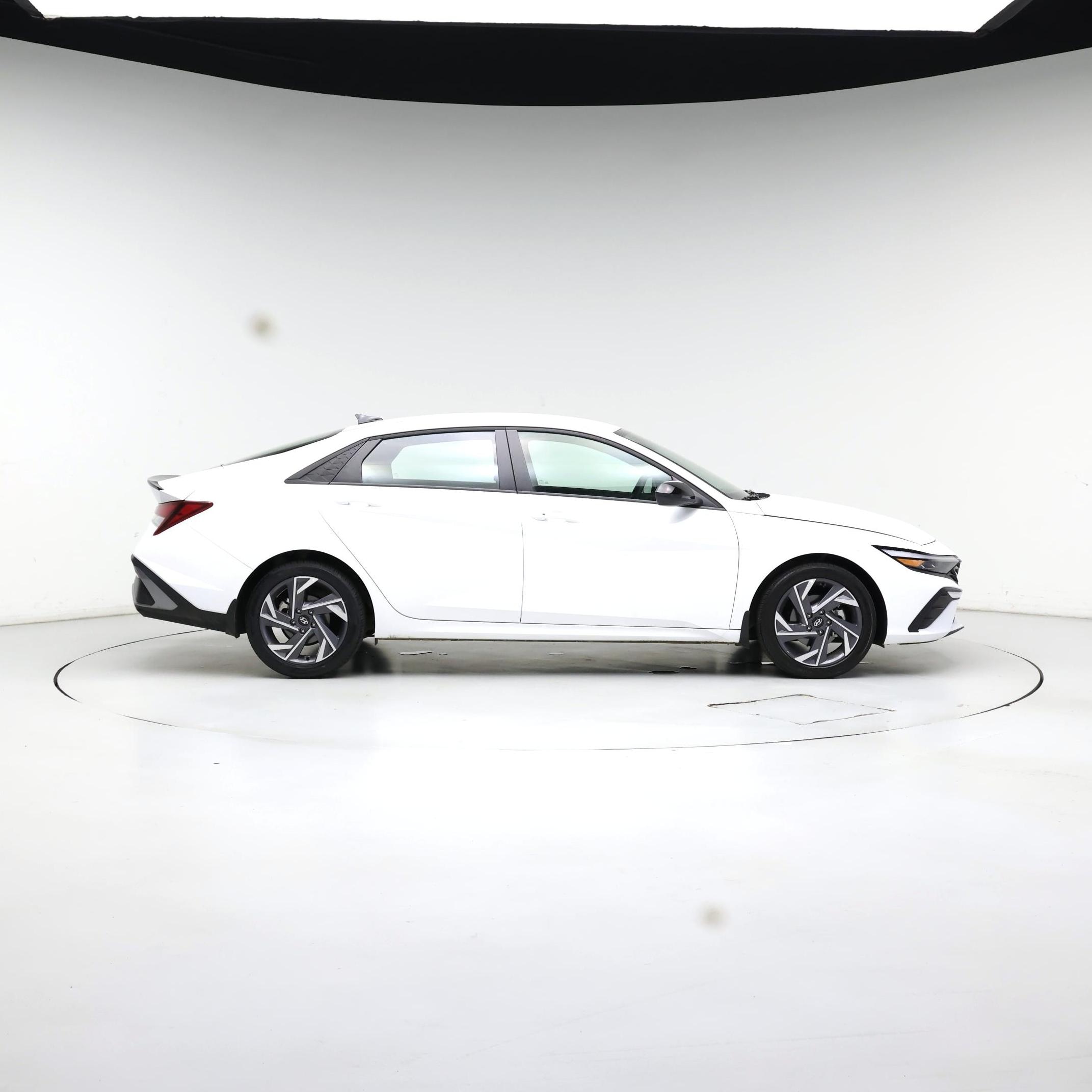 Thumbnail: 2025 Hyundai Elantra - 7