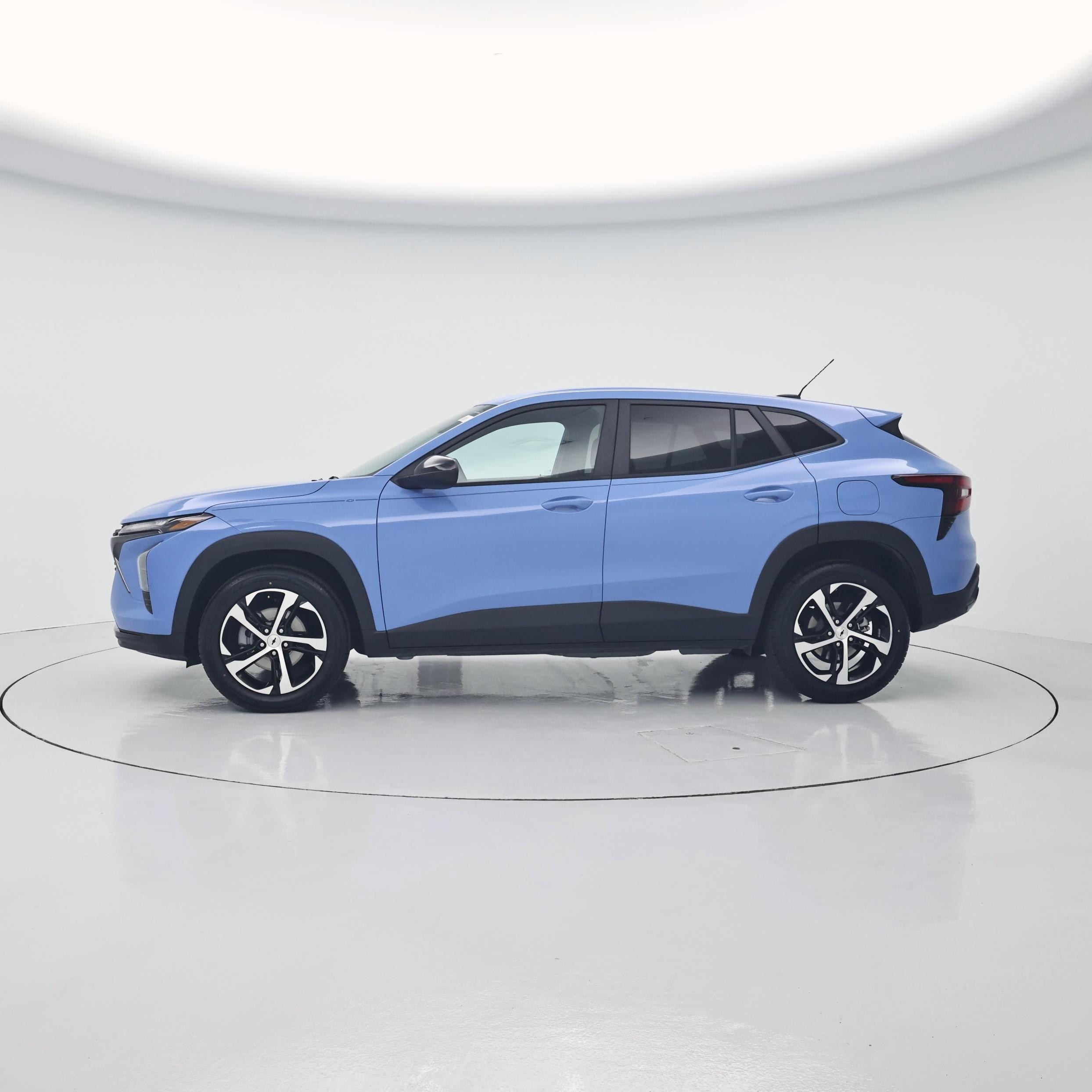 Thumbnail: 2024 Chevrolet Trax - 3