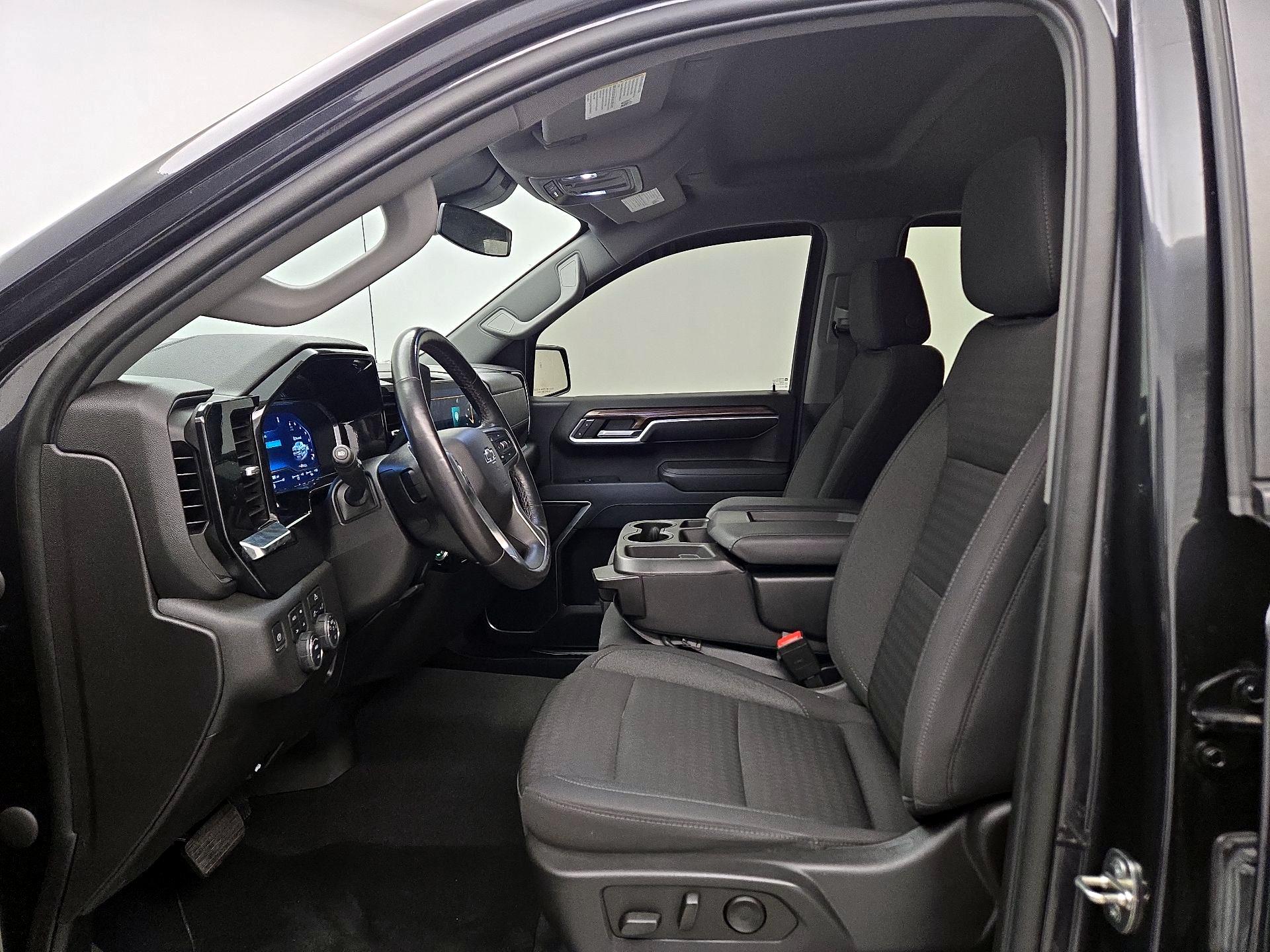 Thumbnail: 2022 Chevrolet Silverado 1500 - 11