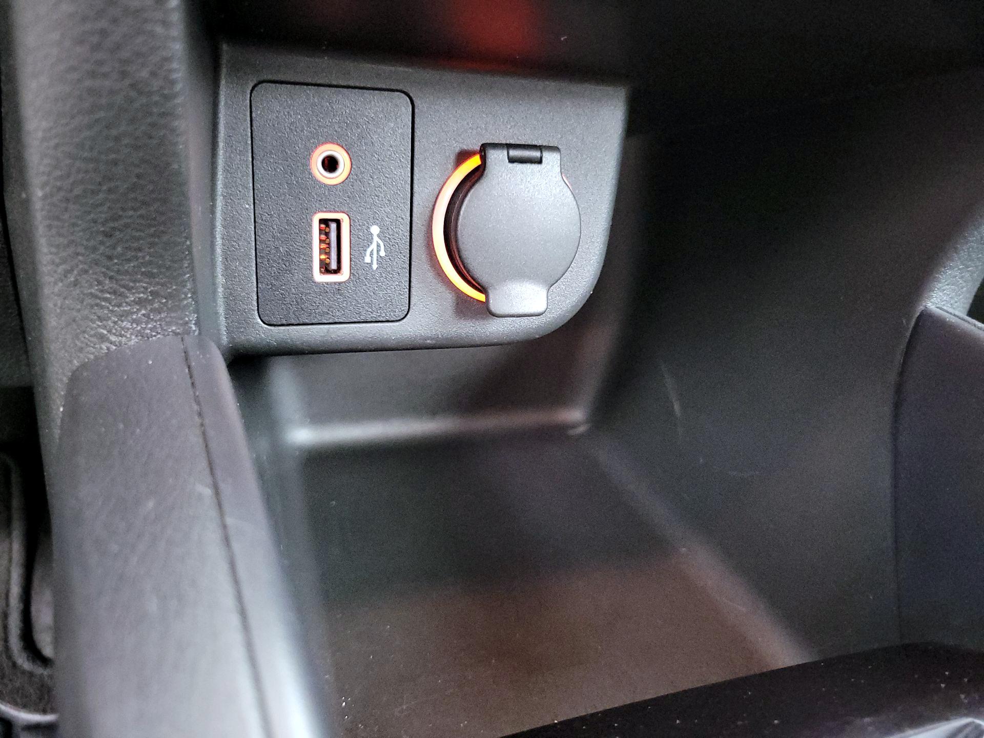 Thumbnail: 2020 Nissan Kicks - 18