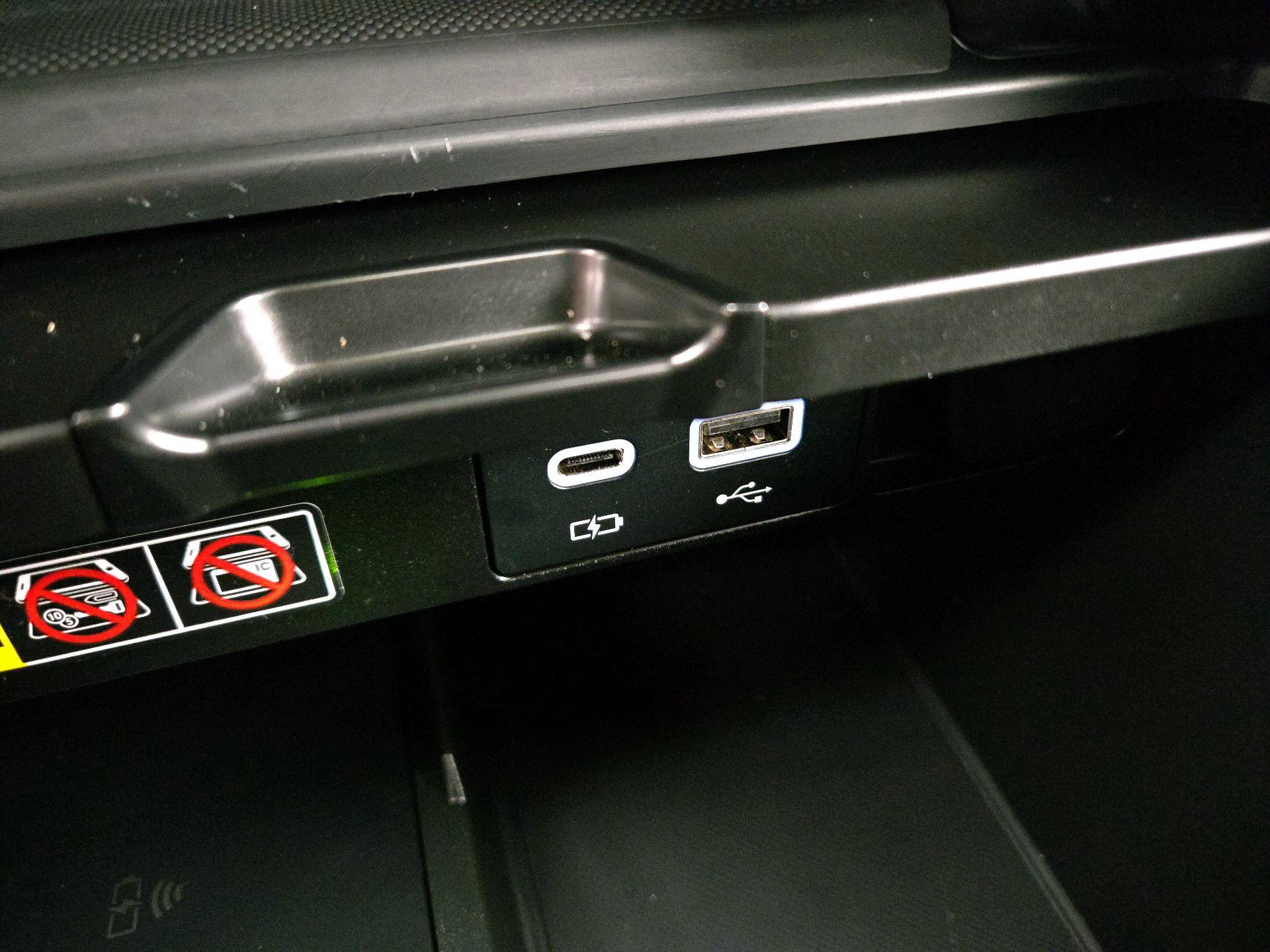 Thumbnail: 2023 Lexus RX - 18