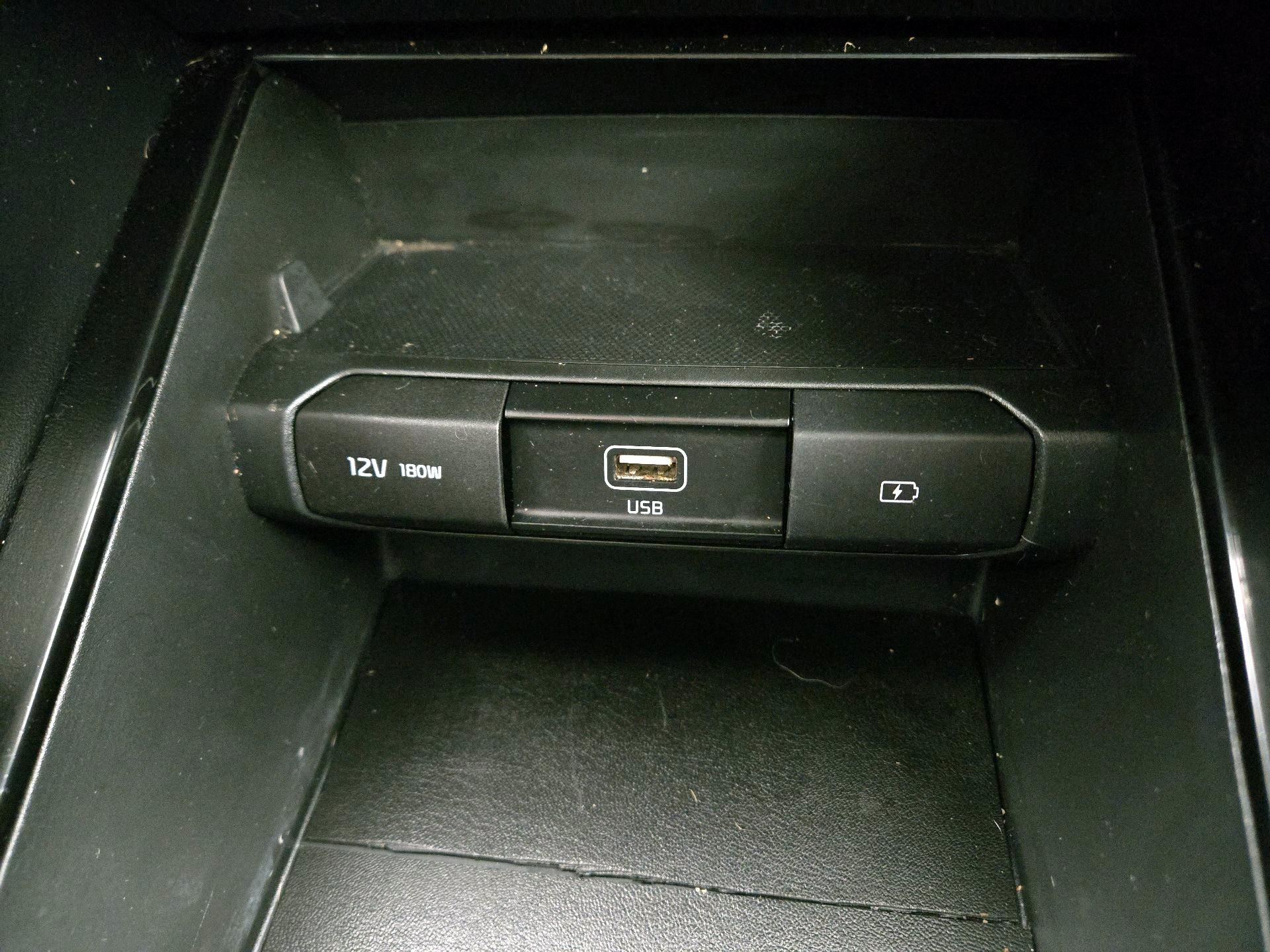 Thumbnail: 2021 Kia Telluride - 18