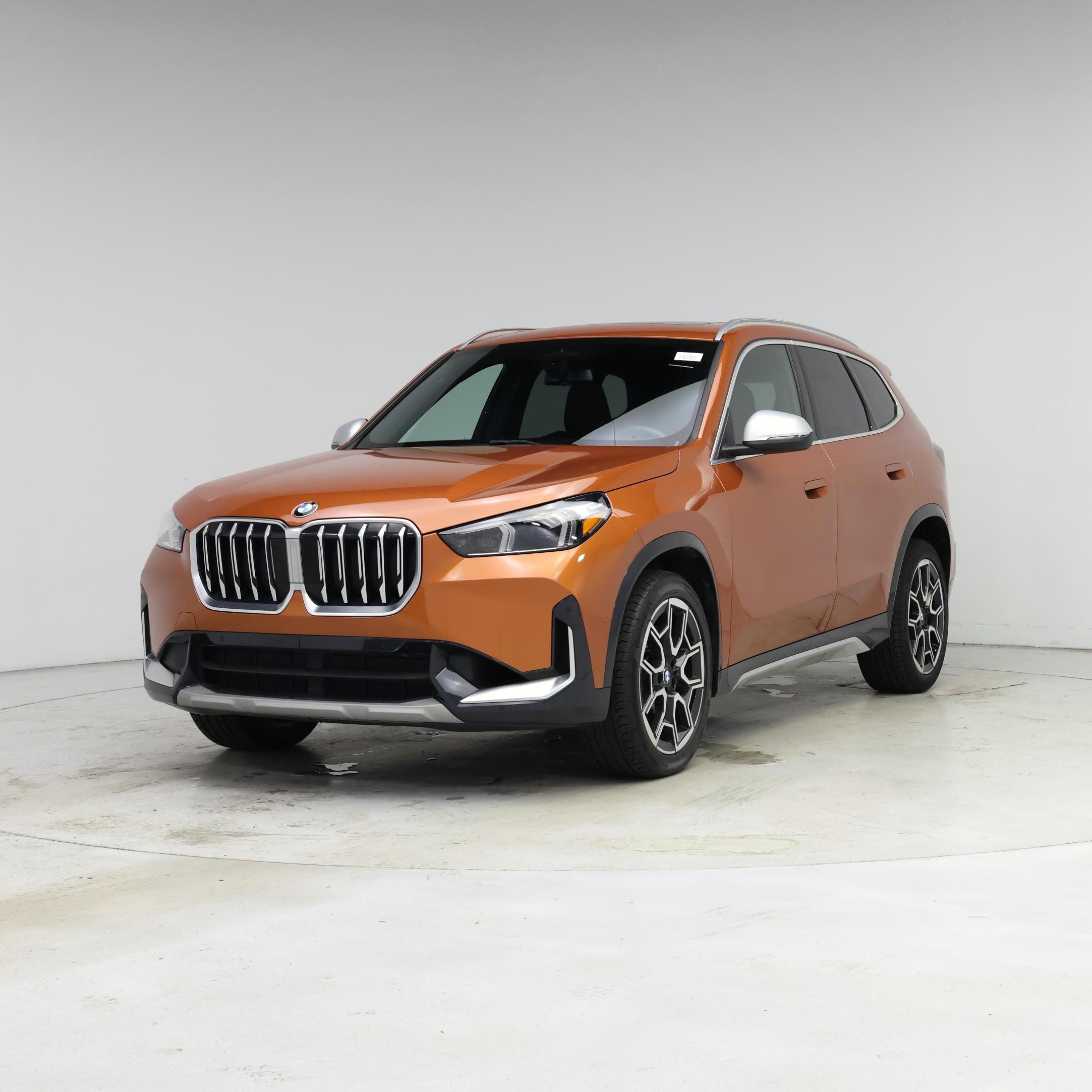 Thumbnail: 2023 BMW X1 - 4