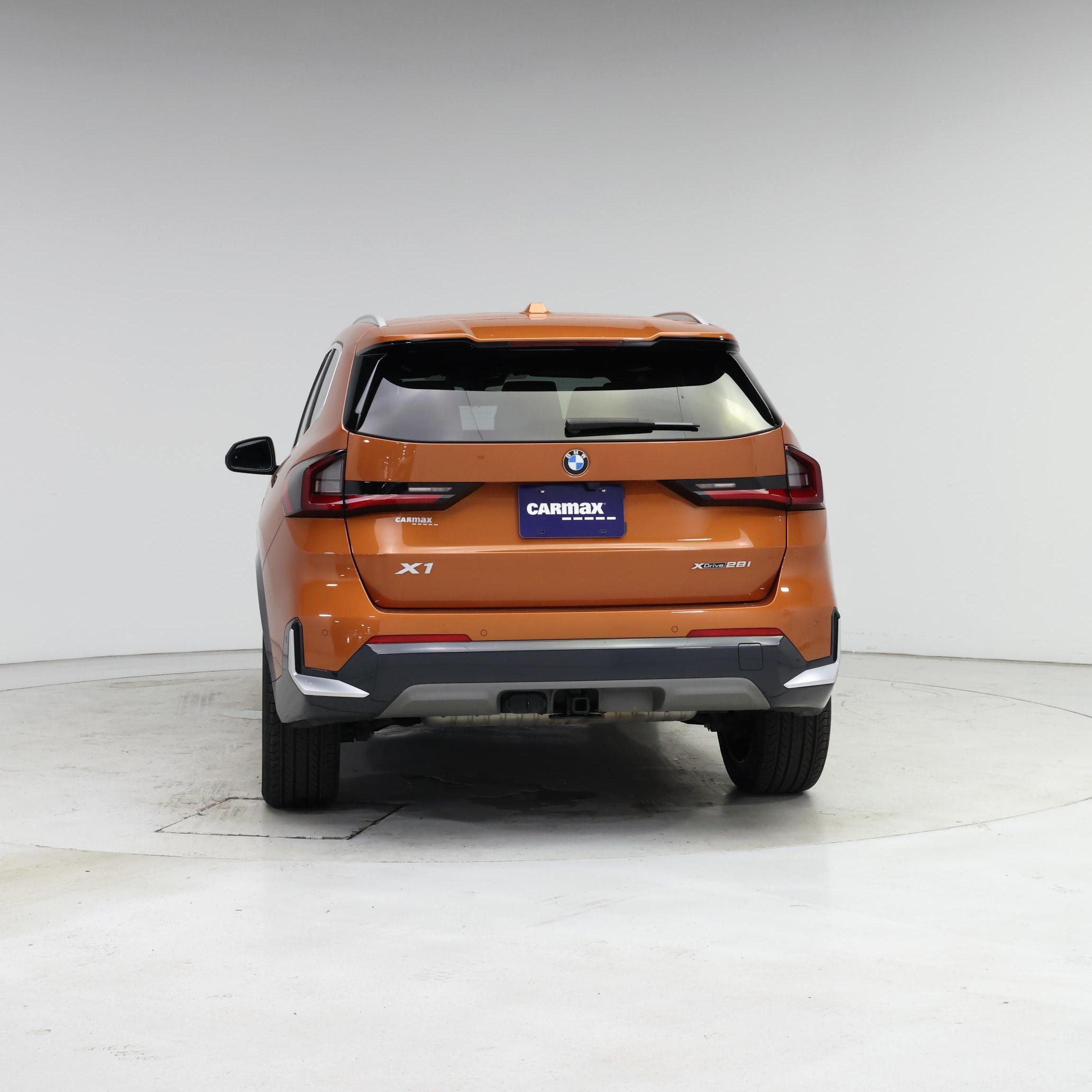 Thumbnail: 2023 BMW X1 - 6