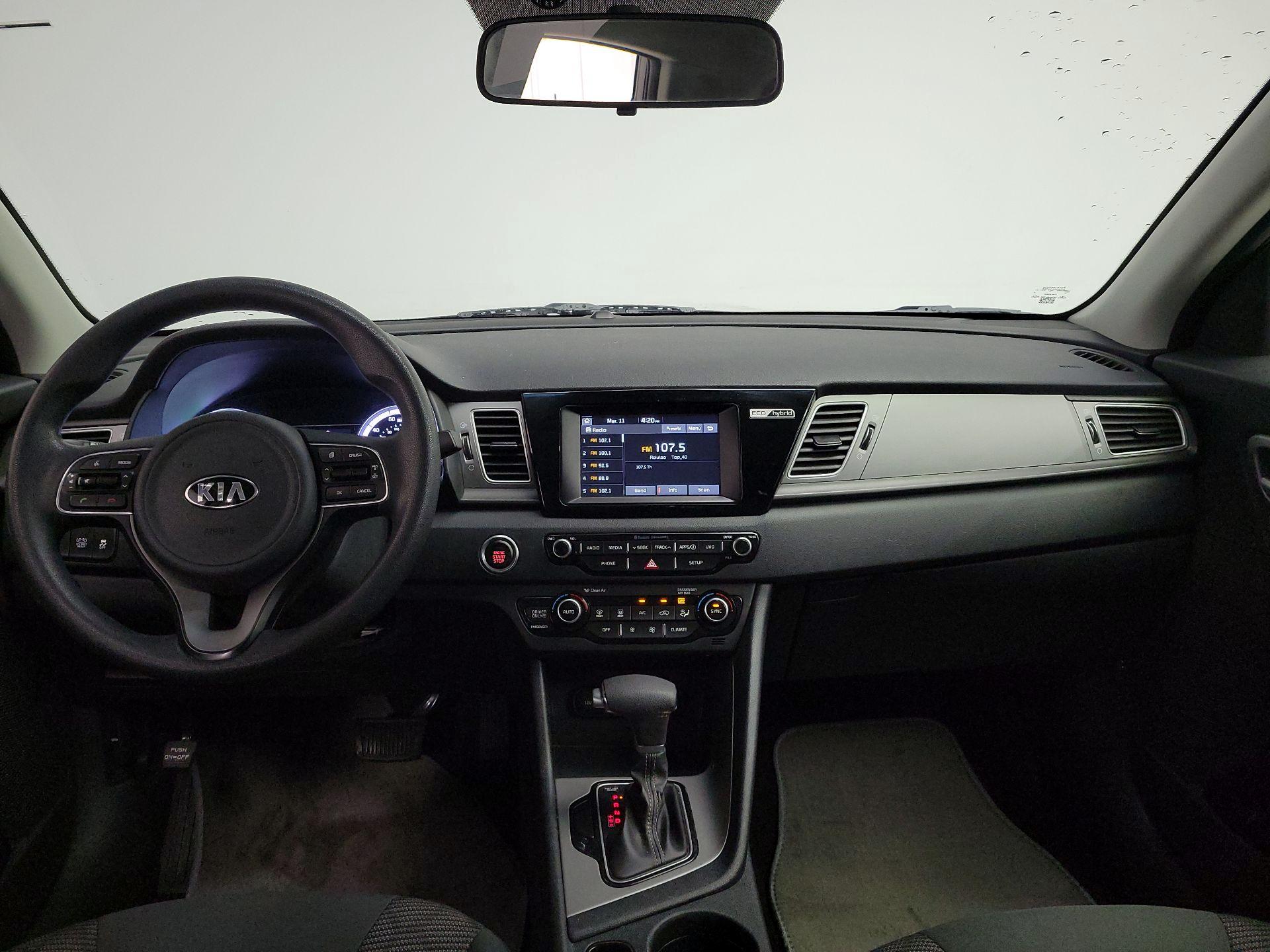 Thumbnail: 2018 Kia Niro - 9