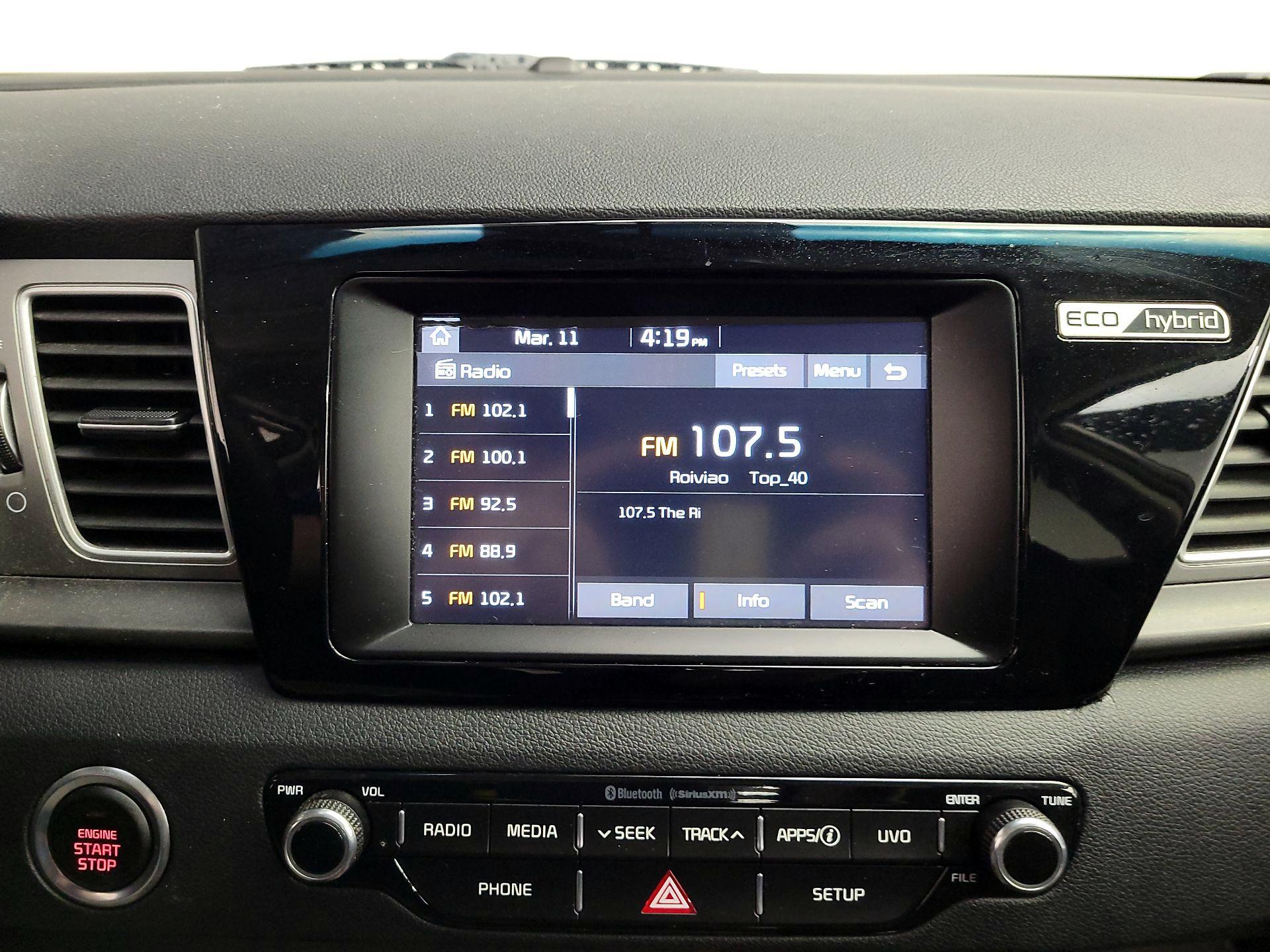 Thumbnail: 2018 Kia Niro - 15