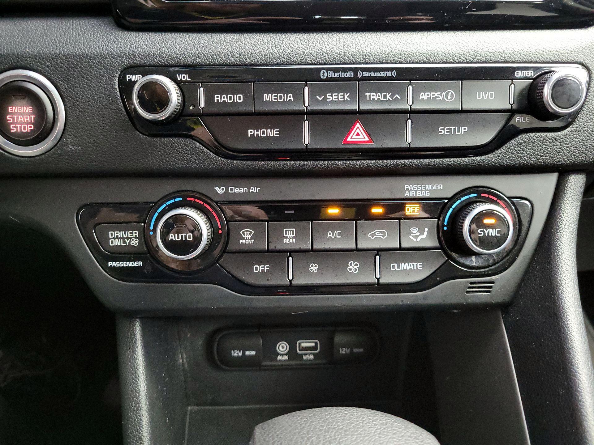 Thumbnail: 2018 Kia Niro - 16