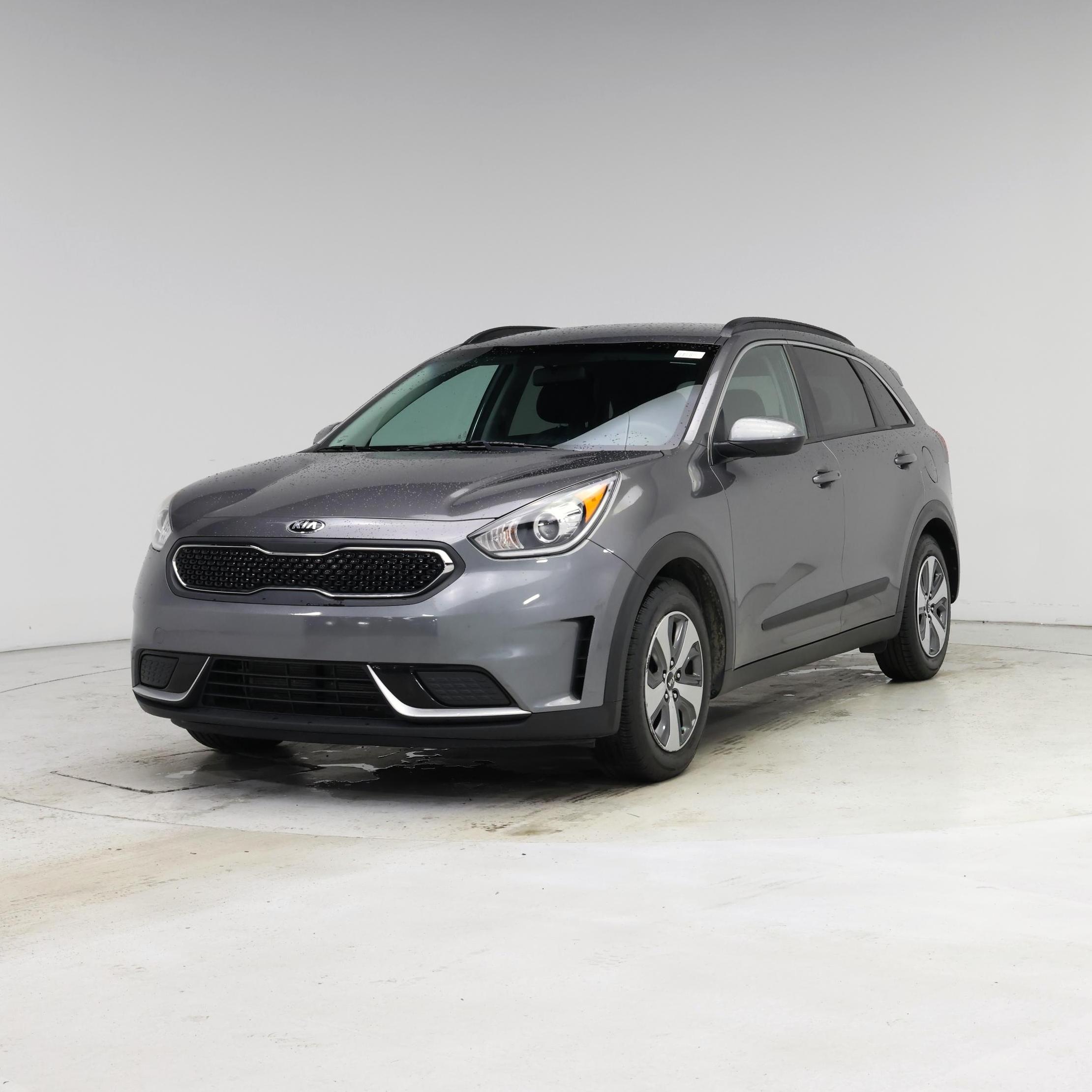 Thumbnail: 2018 Kia Niro - 4
