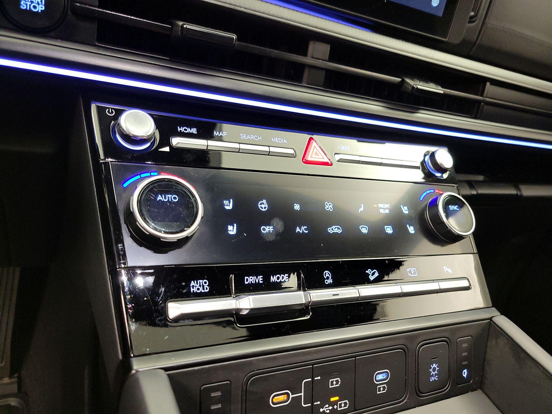 Thumbnail: 2024 Hyundai Santa Fe - 17