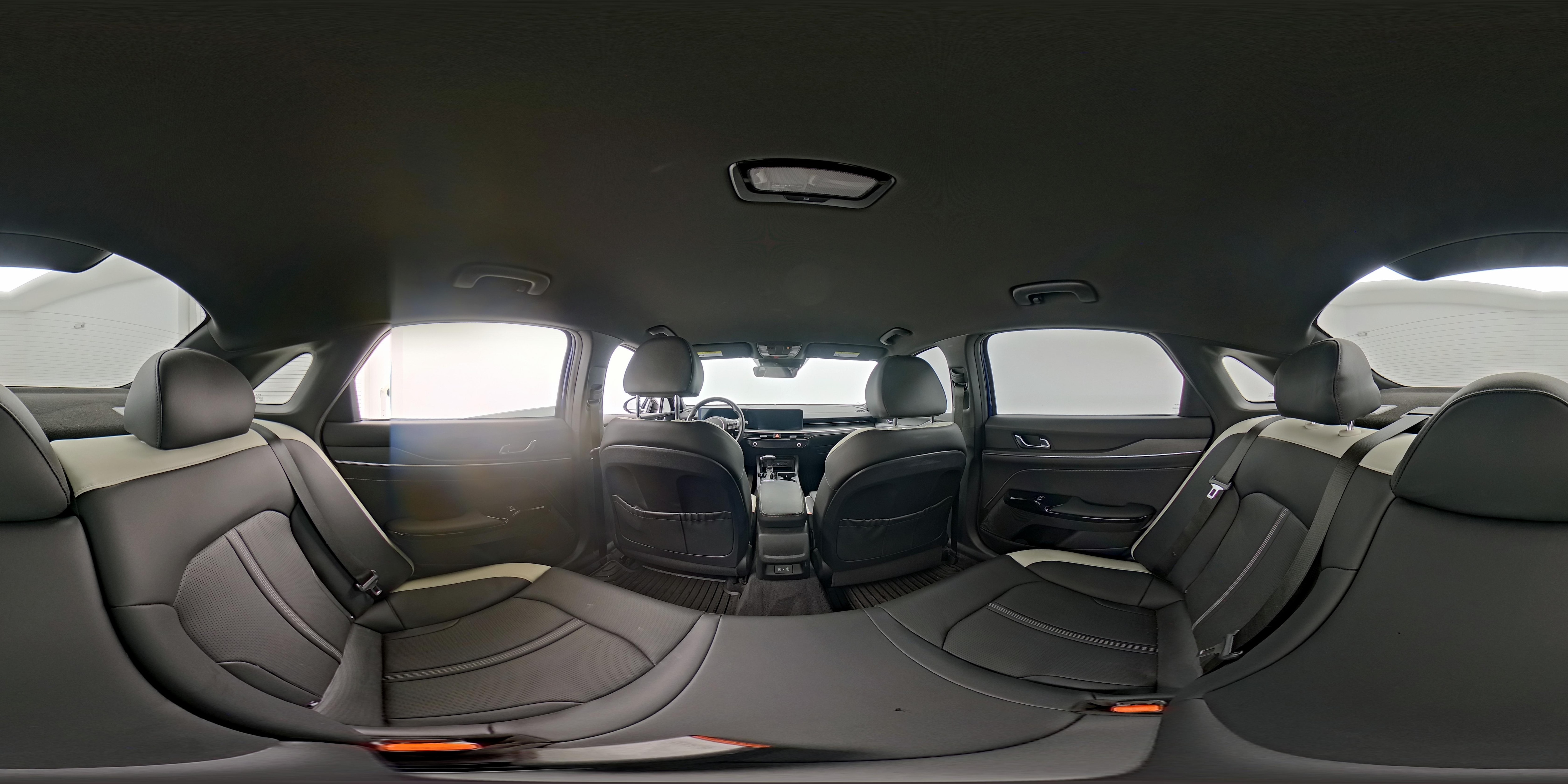2025 Kia K5 GT-Line - Photo 26