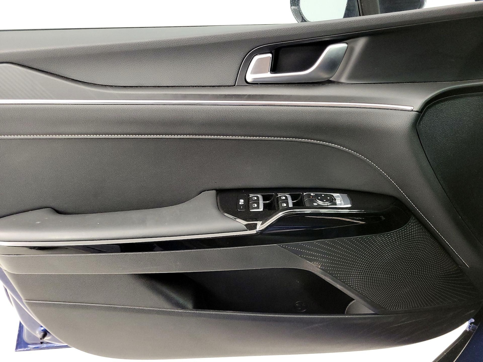 2025 Kia K5 GT-Line - Photo 13