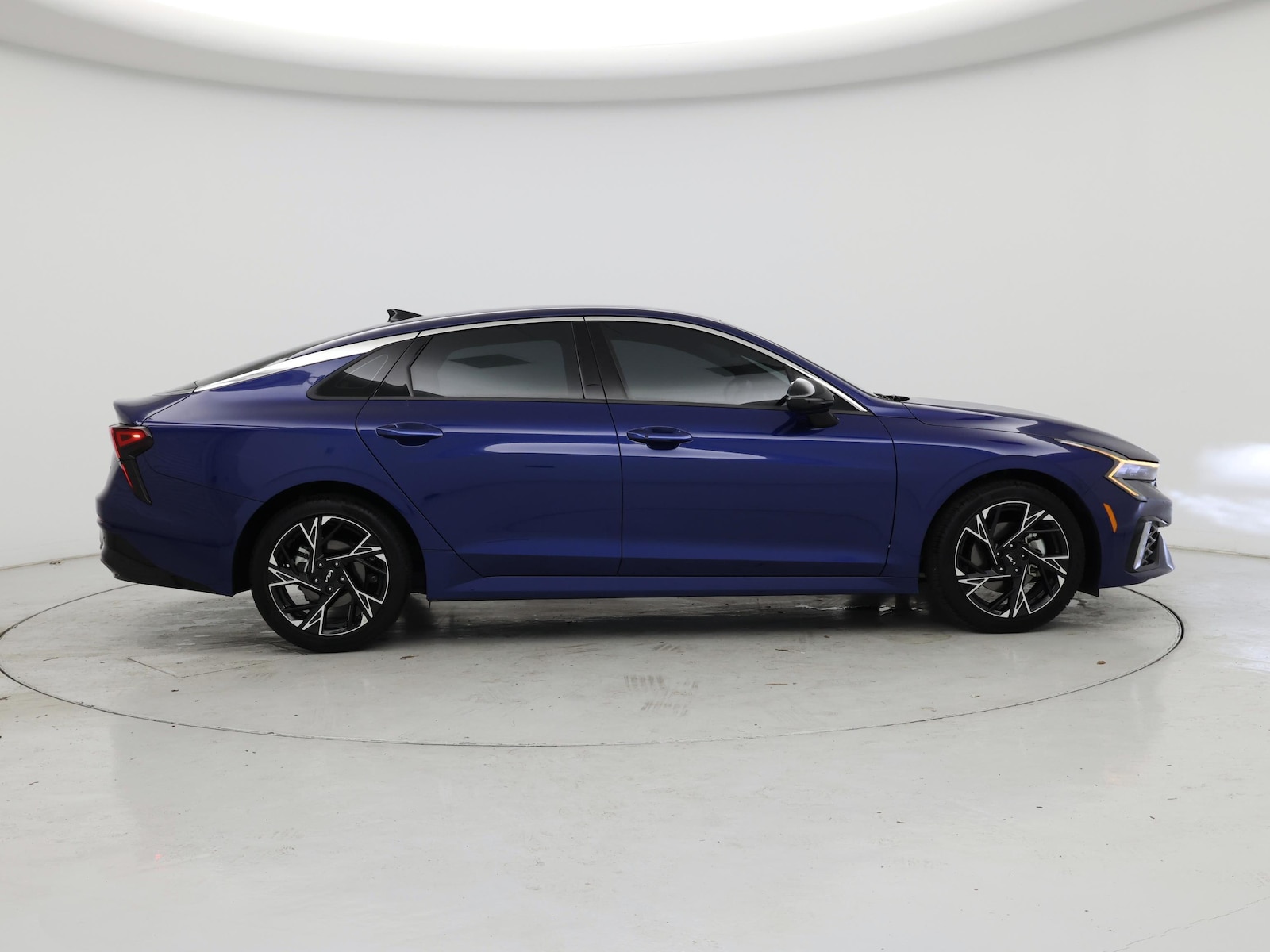 2025 Kia K5 GT-Line - Photo 8