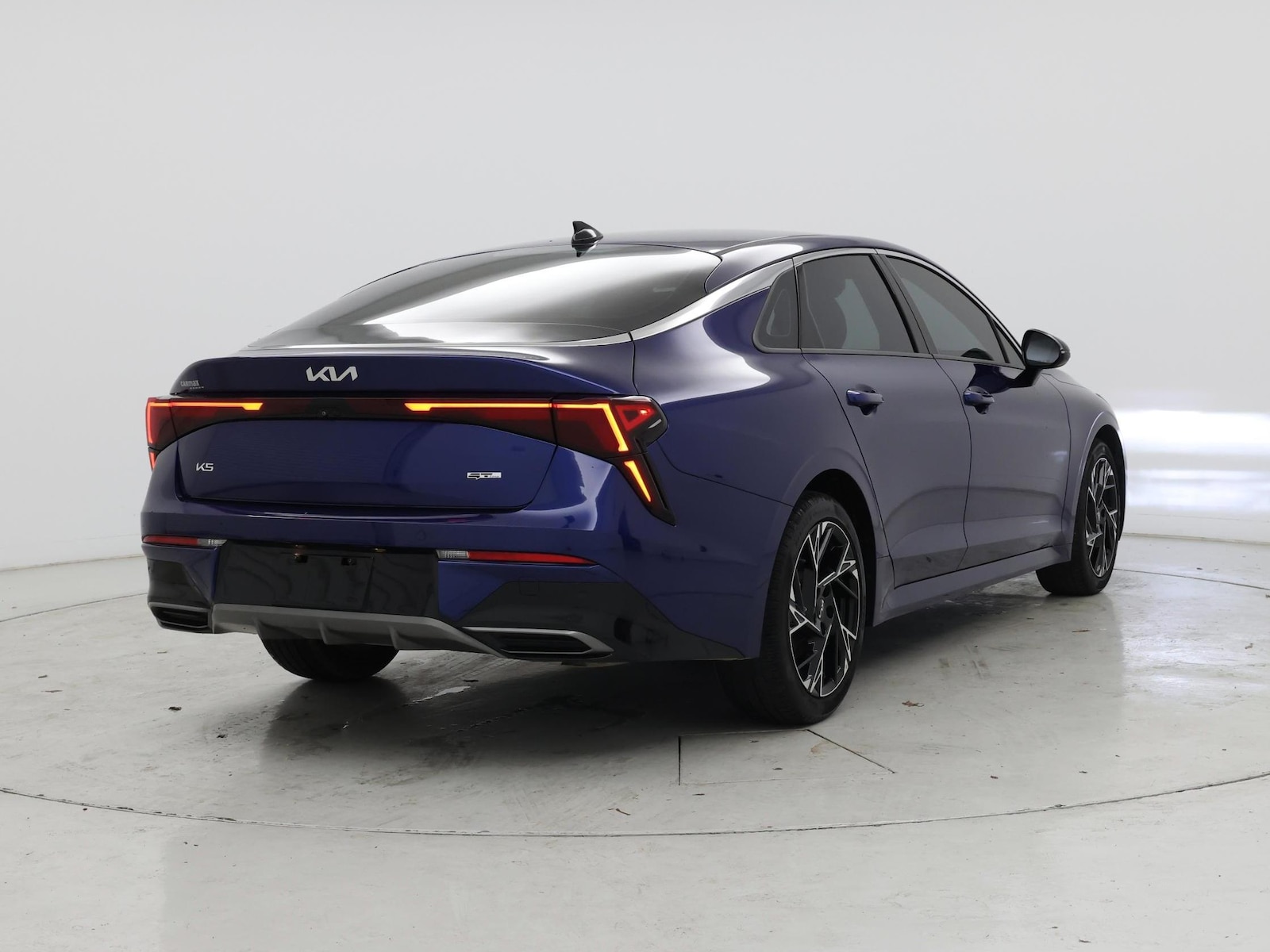 2025 Kia K5 GT-Line - Photo 9