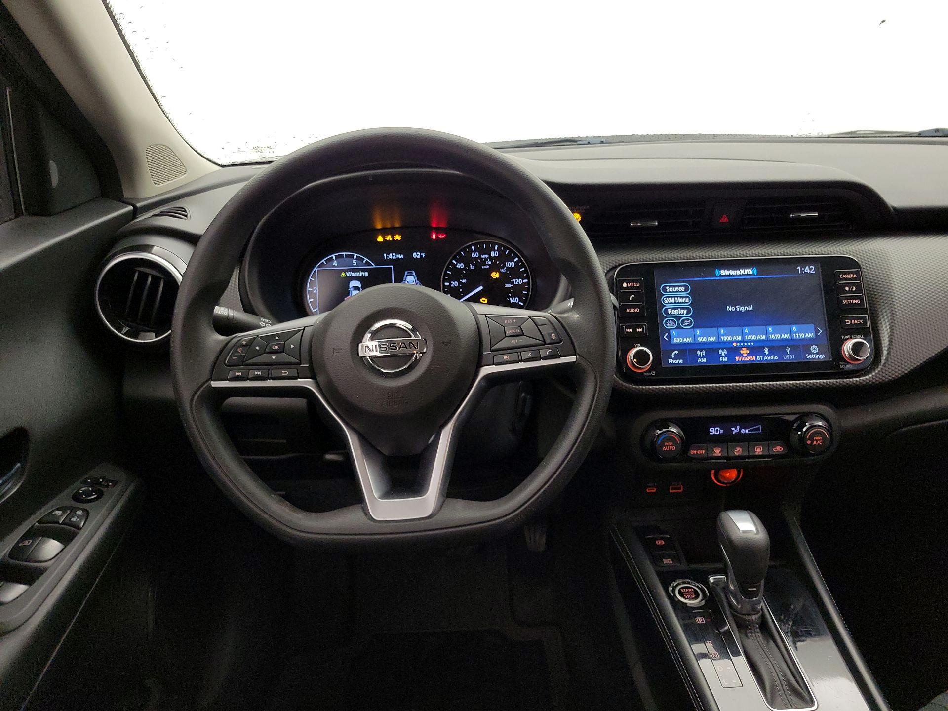 Thumbnail: 2021 Nissan Kicks - 10