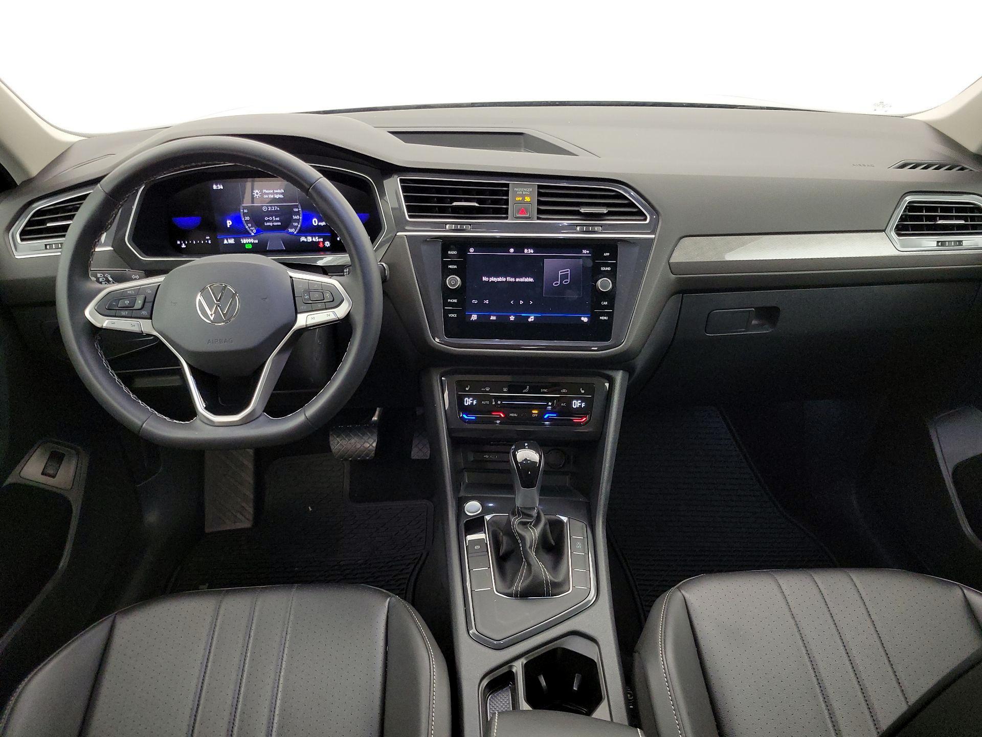 Thumbnail: 2024 Volkswagen Tiguan - 9