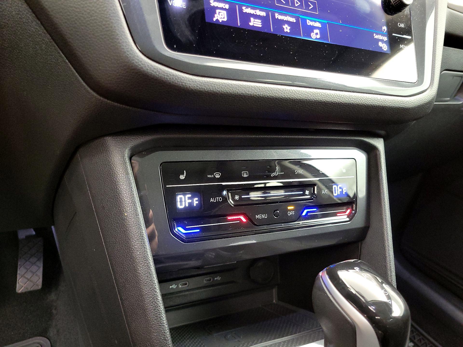 Thumbnail: 2024 Volkswagen Tiguan - 16