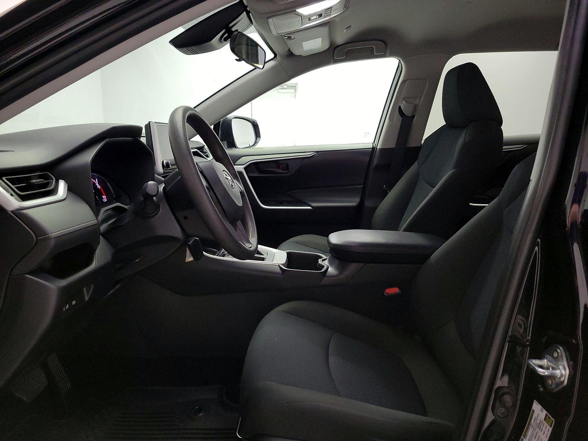 Thumbnail: 2024 Toyota RAV4 - 11