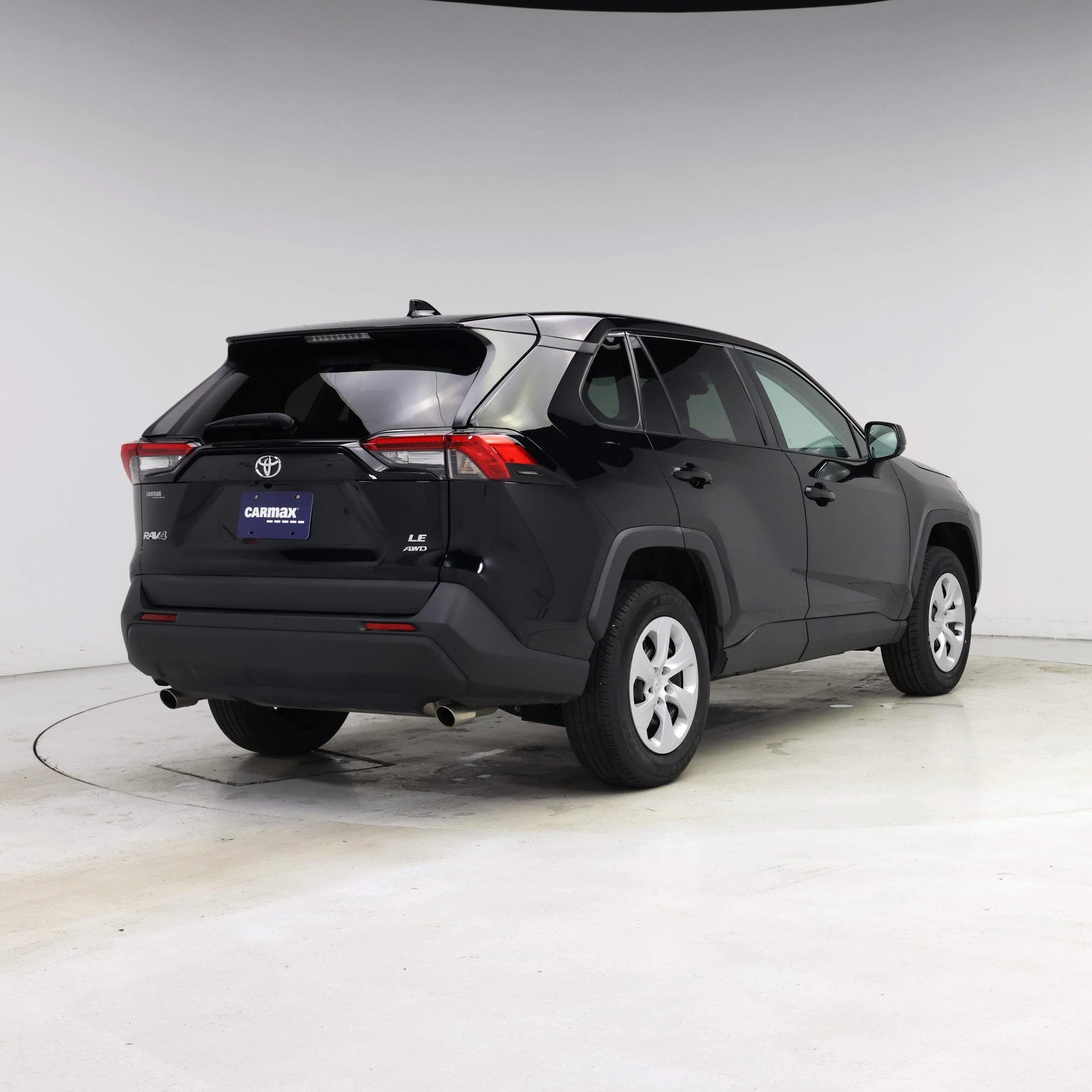 Thumbnail: 2024 Toyota RAV4 - 8