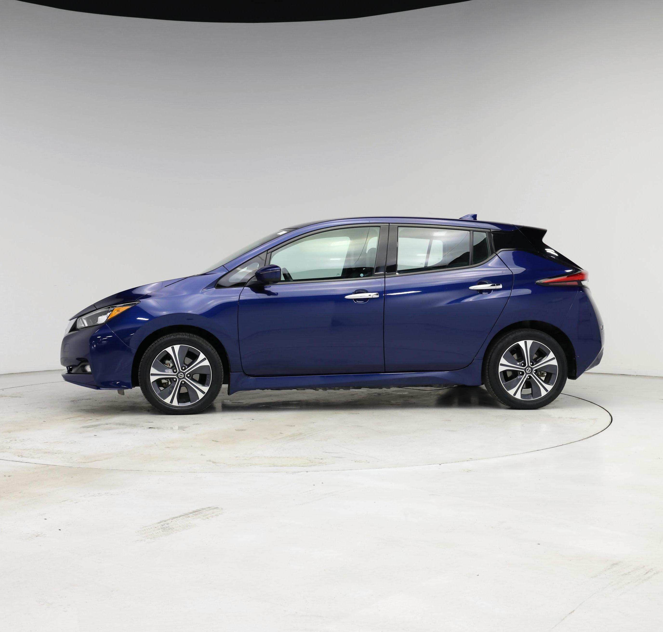 Thumbnail: 2020 Nissan Leaf - 3