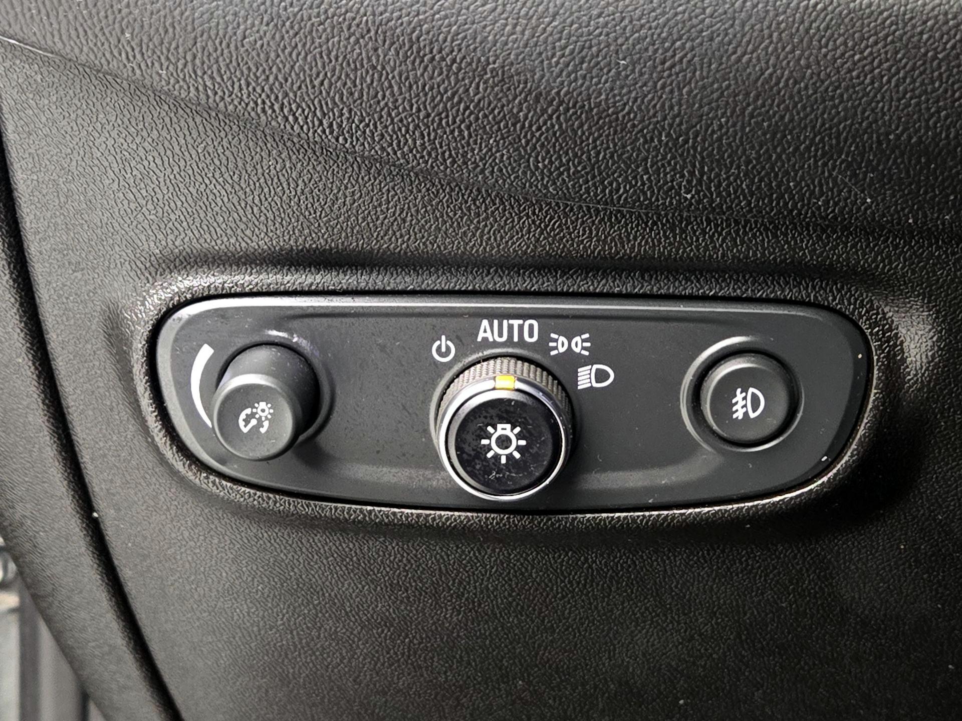 Thumbnail: 2021 Chevrolet Equinox - 13