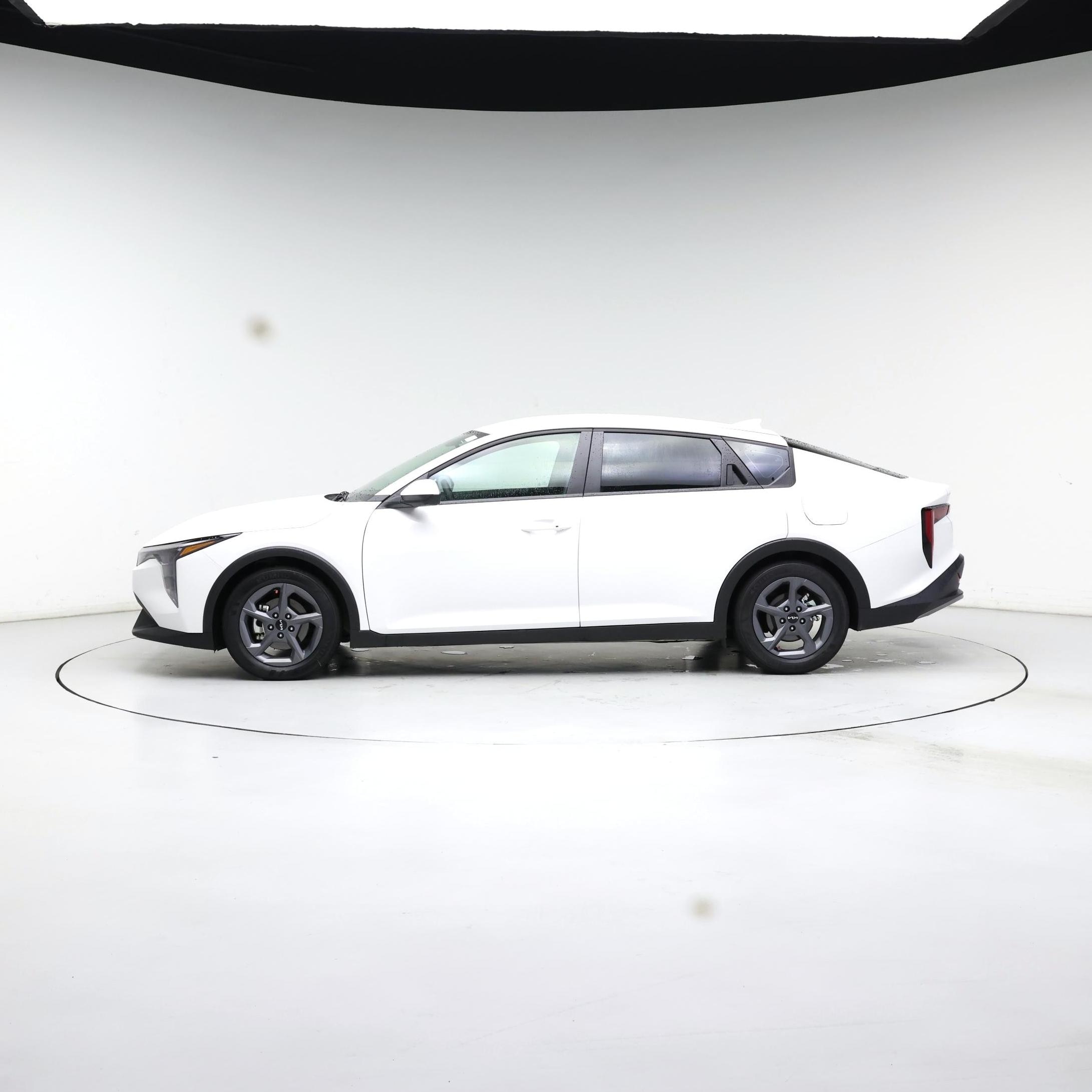 Thumbnail: 2025 Kia K4 - 3