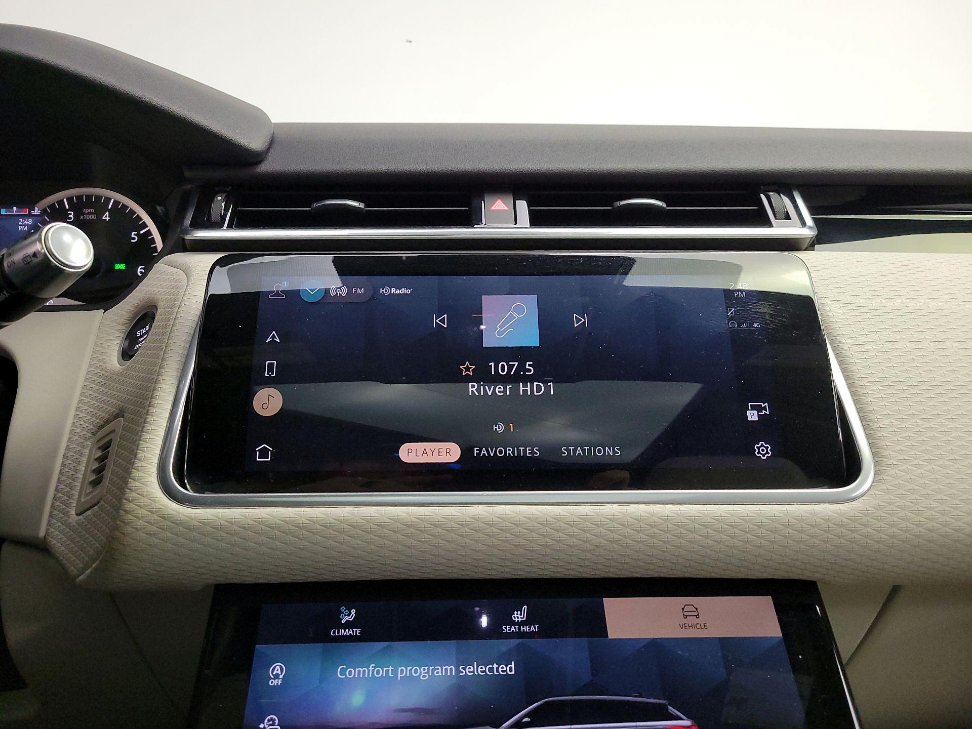 Thumbnail: 2022 Land Rover Range Rover Velar - 16
