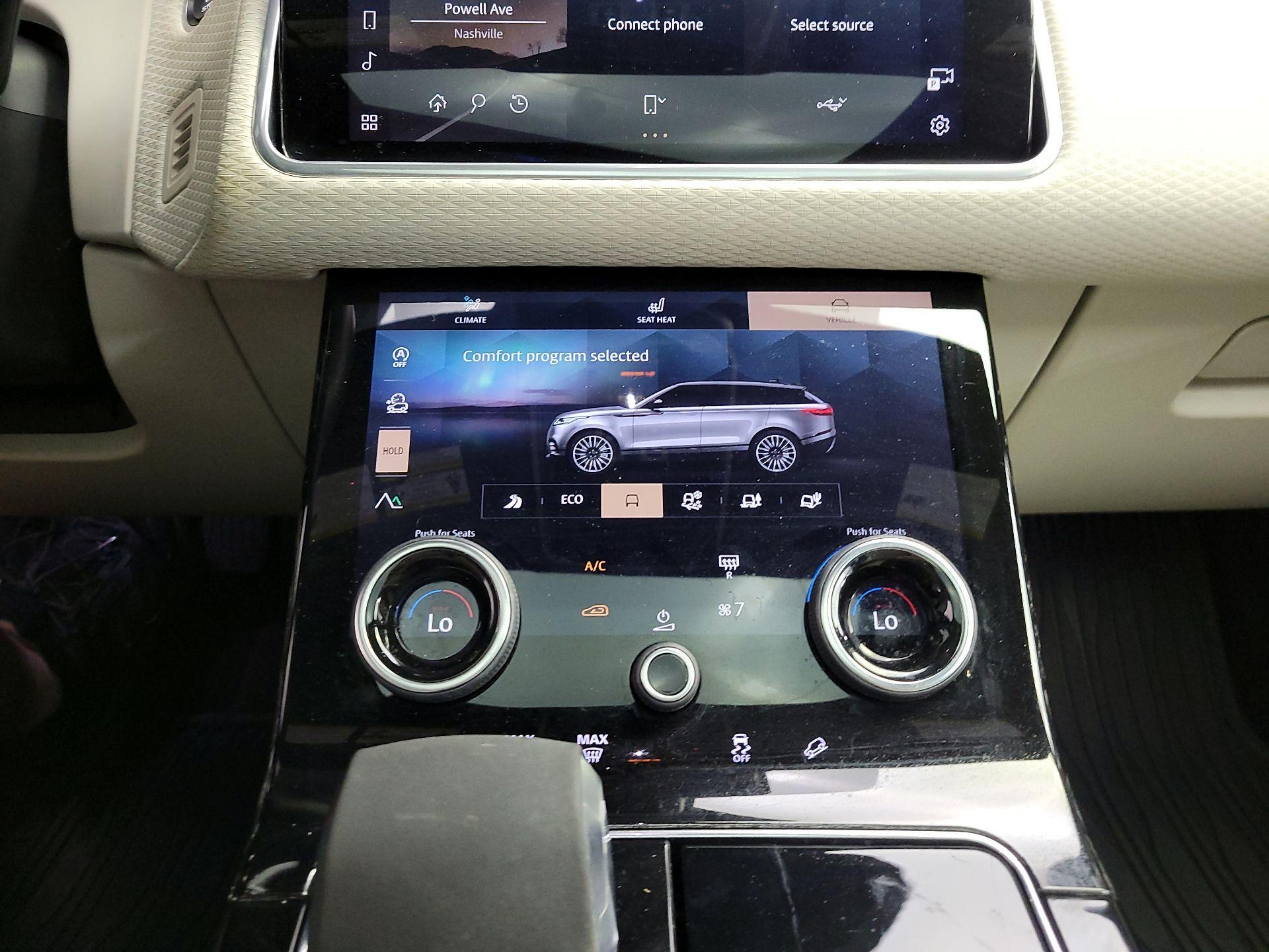 Thumbnail: 2022 Land Rover Range Rover Velar - 17