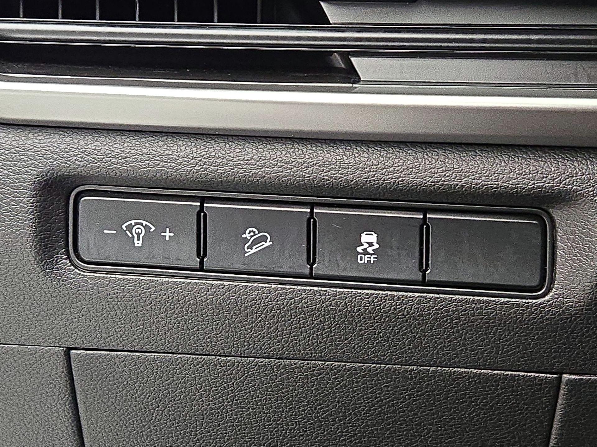 Thumbnail: 2024 Kia Telluride - 13