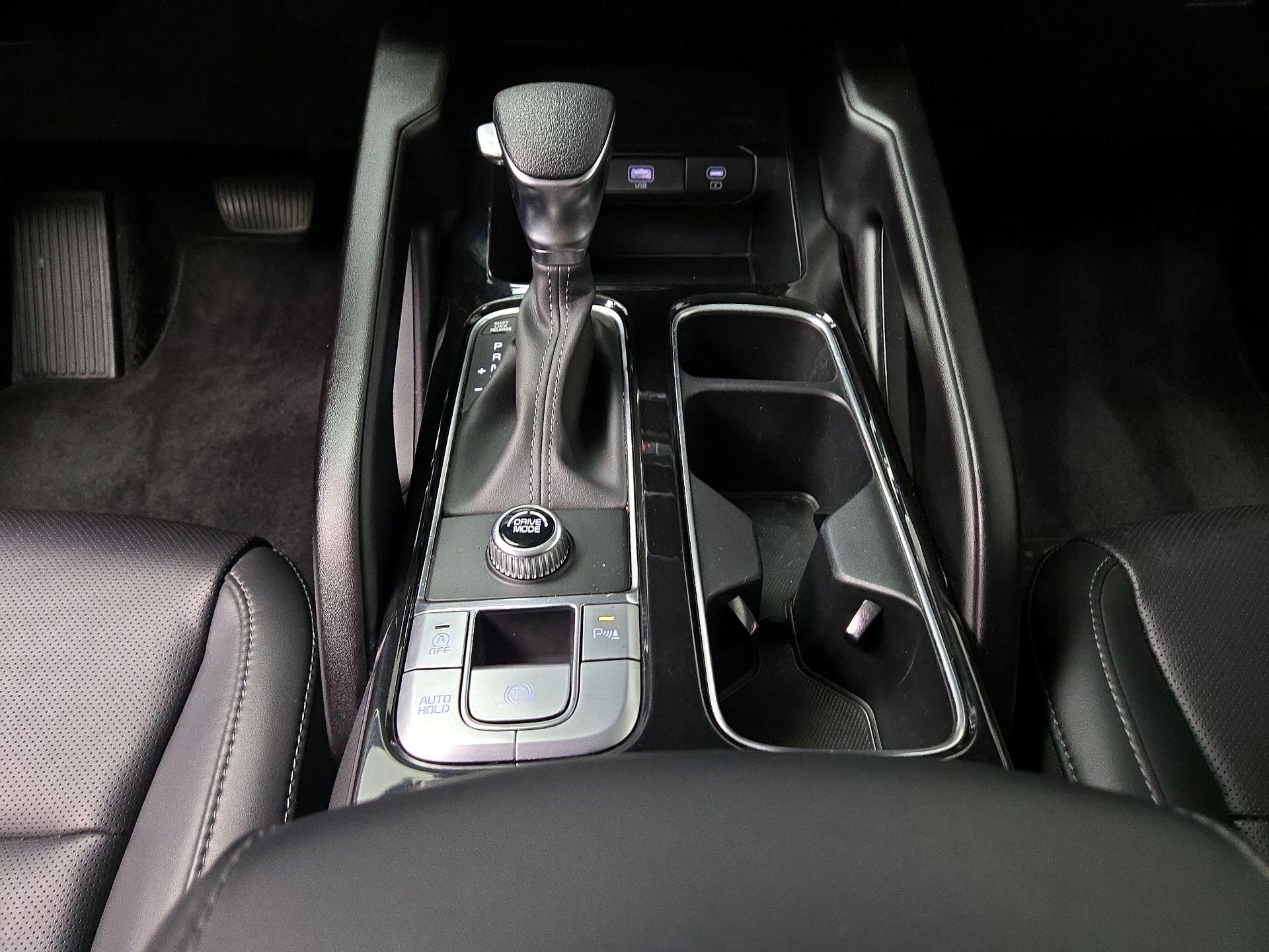 Thumbnail: 2024 Kia Telluride - 18