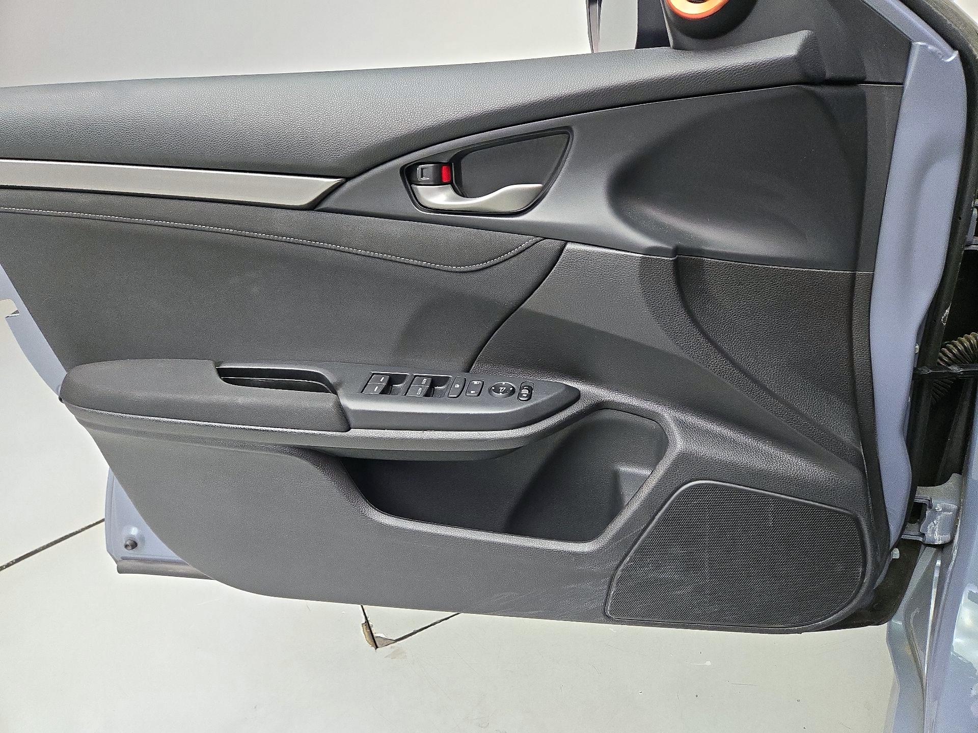 Thumbnail: 2019 Honda Civic - 12