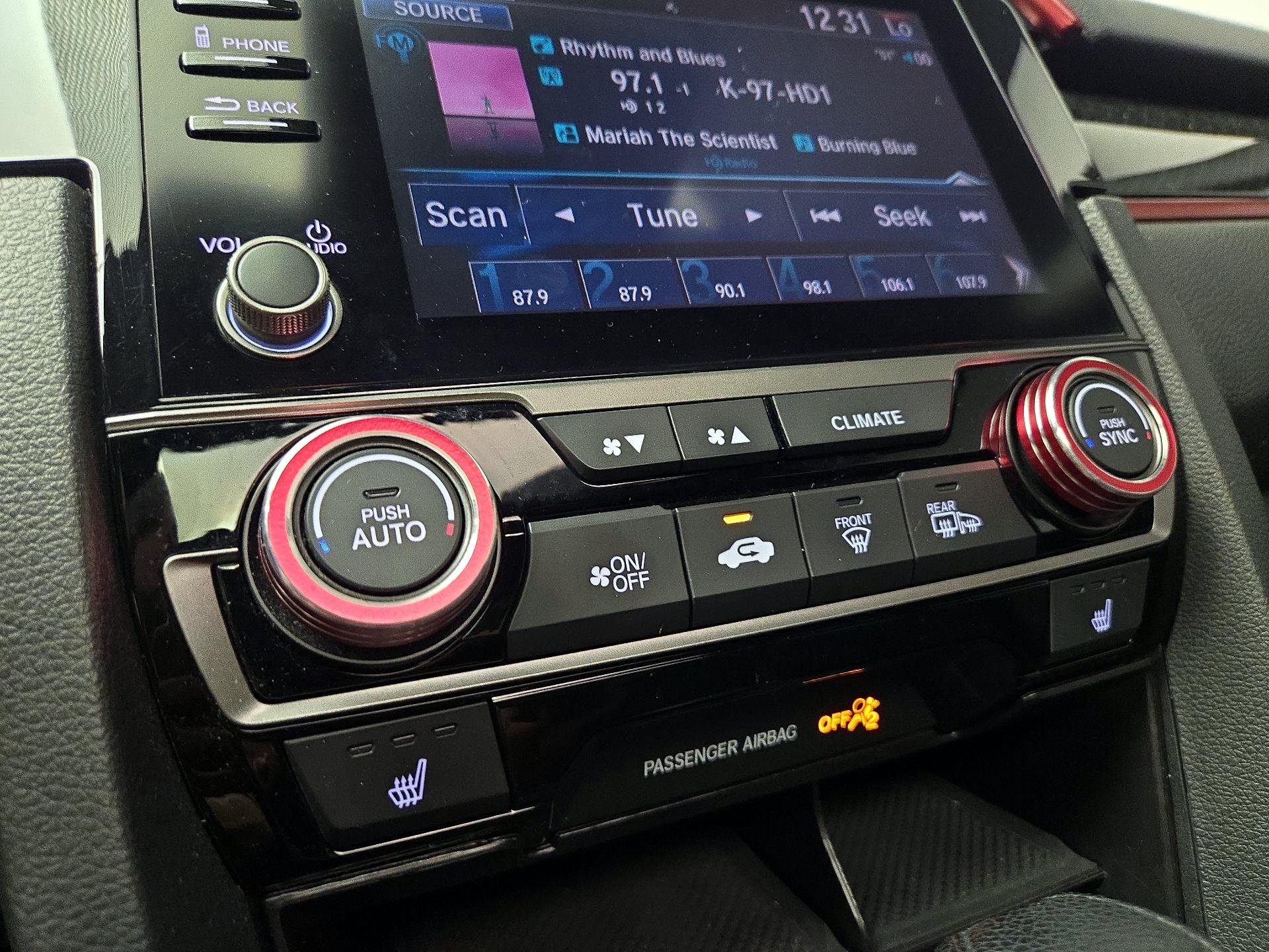 Thumbnail: 2019 Honda Civic - 16