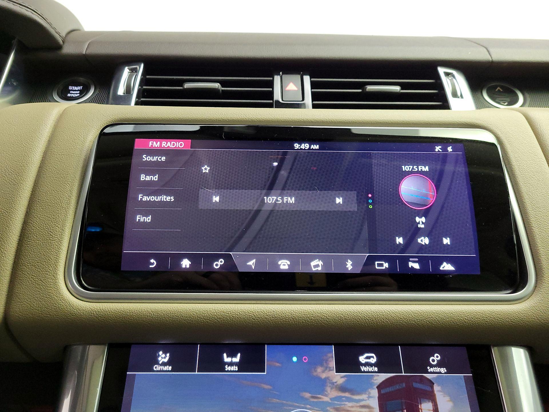 Thumbnail: 2018 Land Rover Range Rover Sport - 16