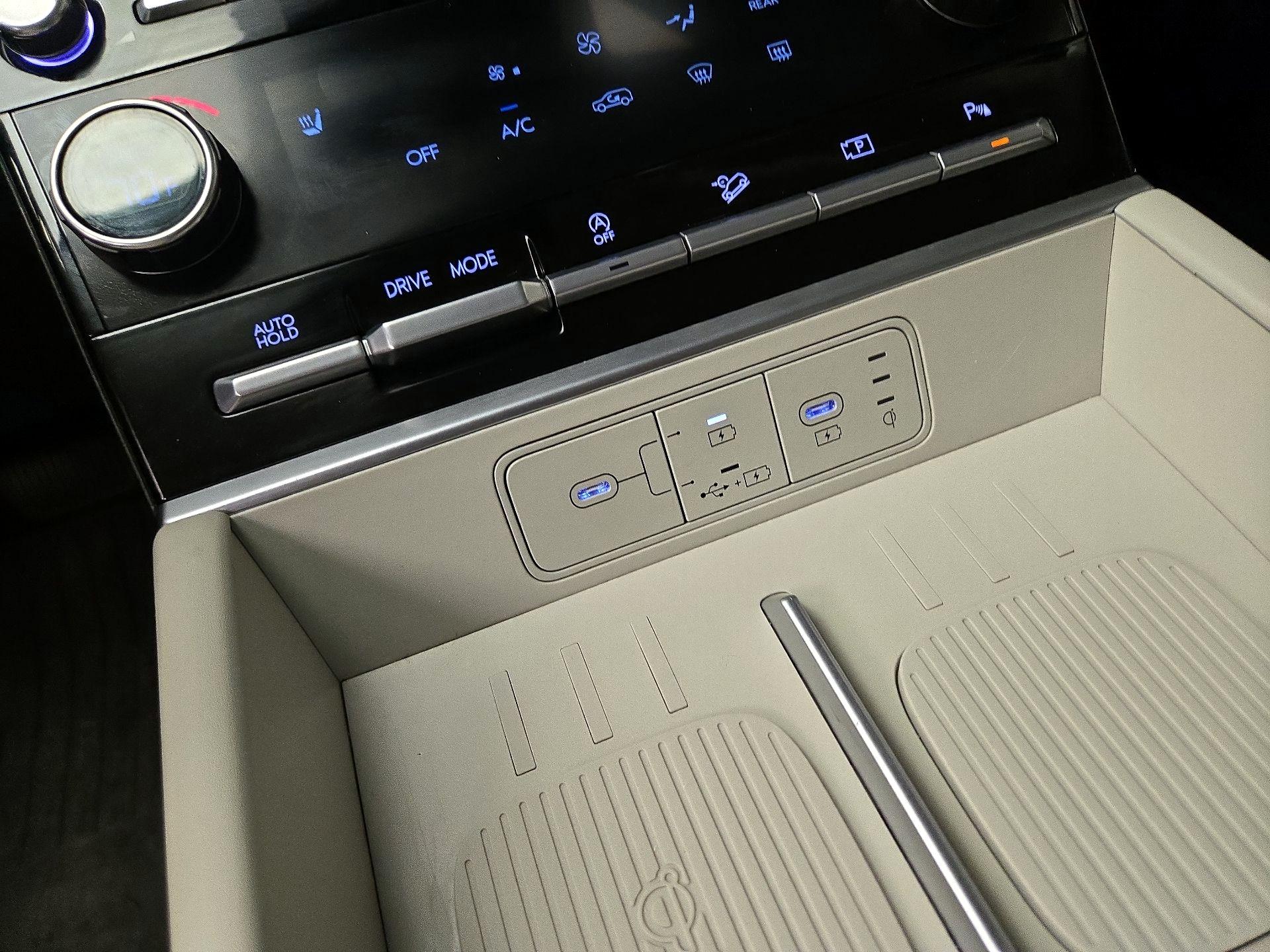 Thumbnail: 2025 Hyundai Santa Fe - 18