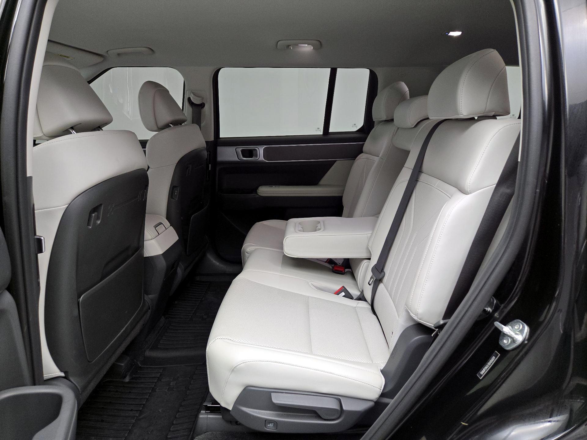 Thumbnail: 2025 Hyundai Santa Fe - 19