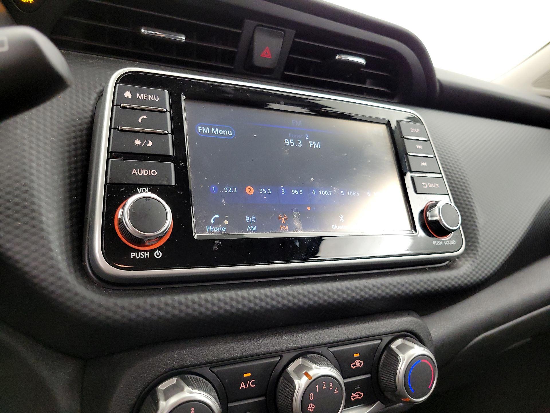 Thumbnail: 2023 Nissan Kicks - 15