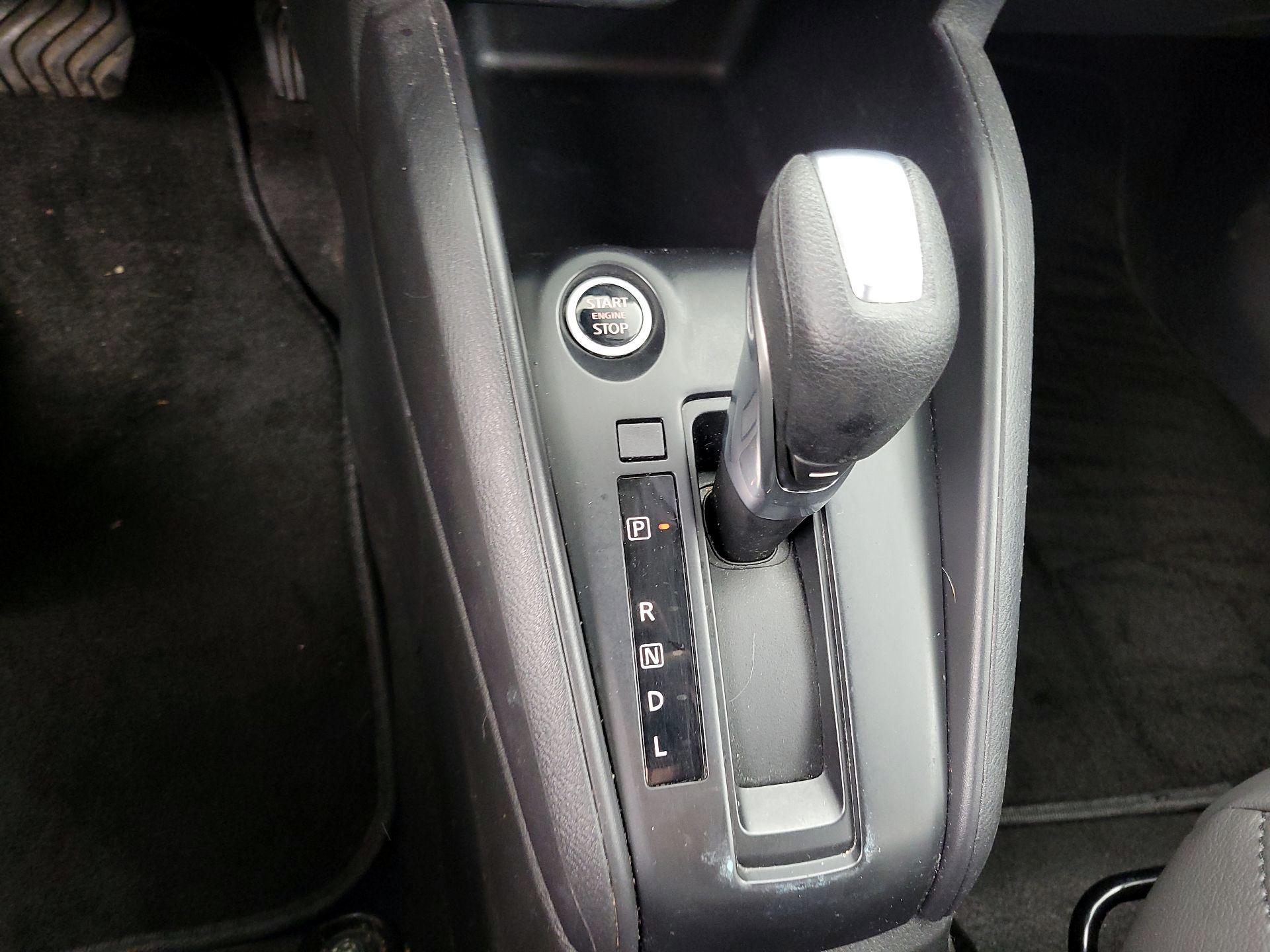 Thumbnail: 2023 Nissan Kicks - 17