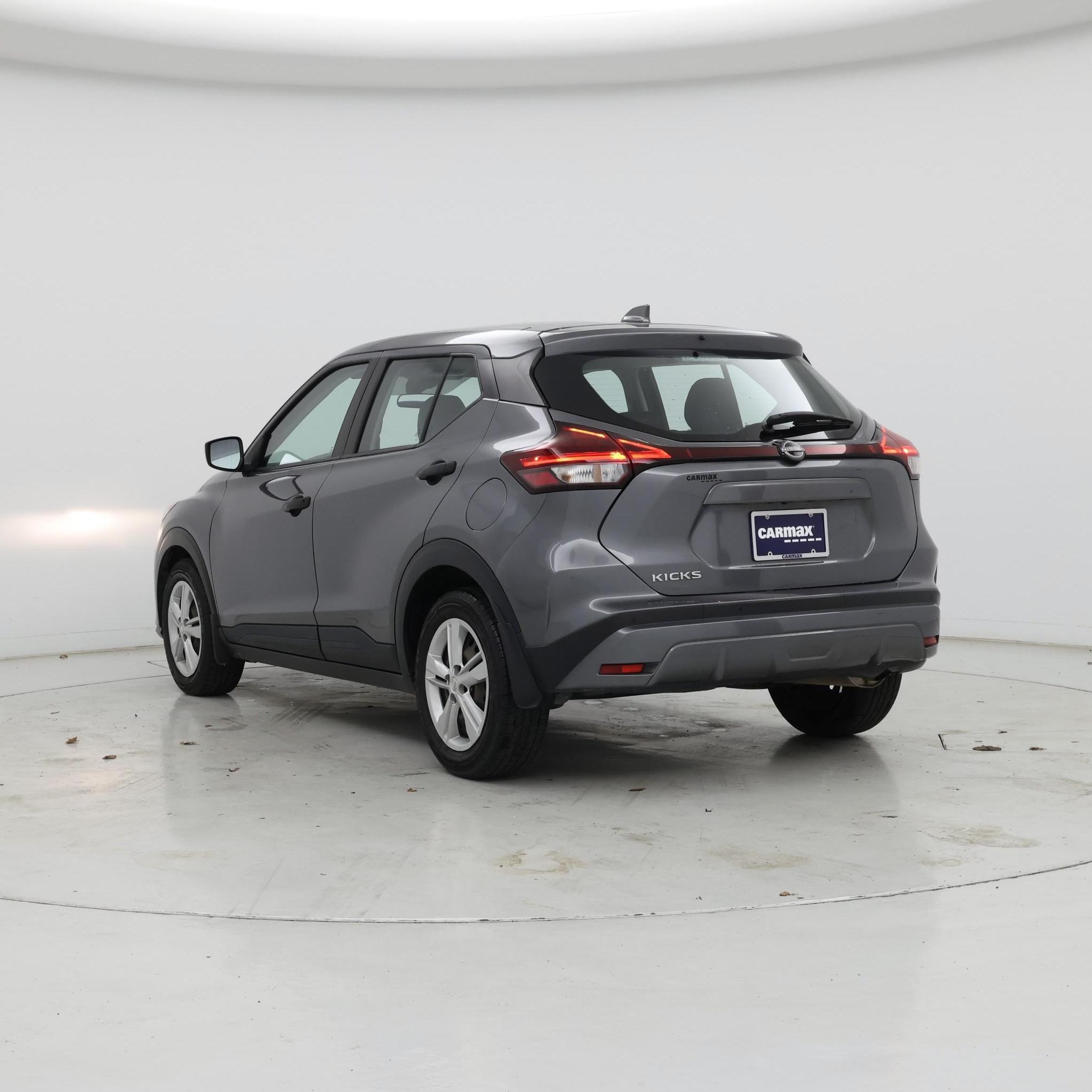 Thumbnail: 2023 Nissan Kicks - 2