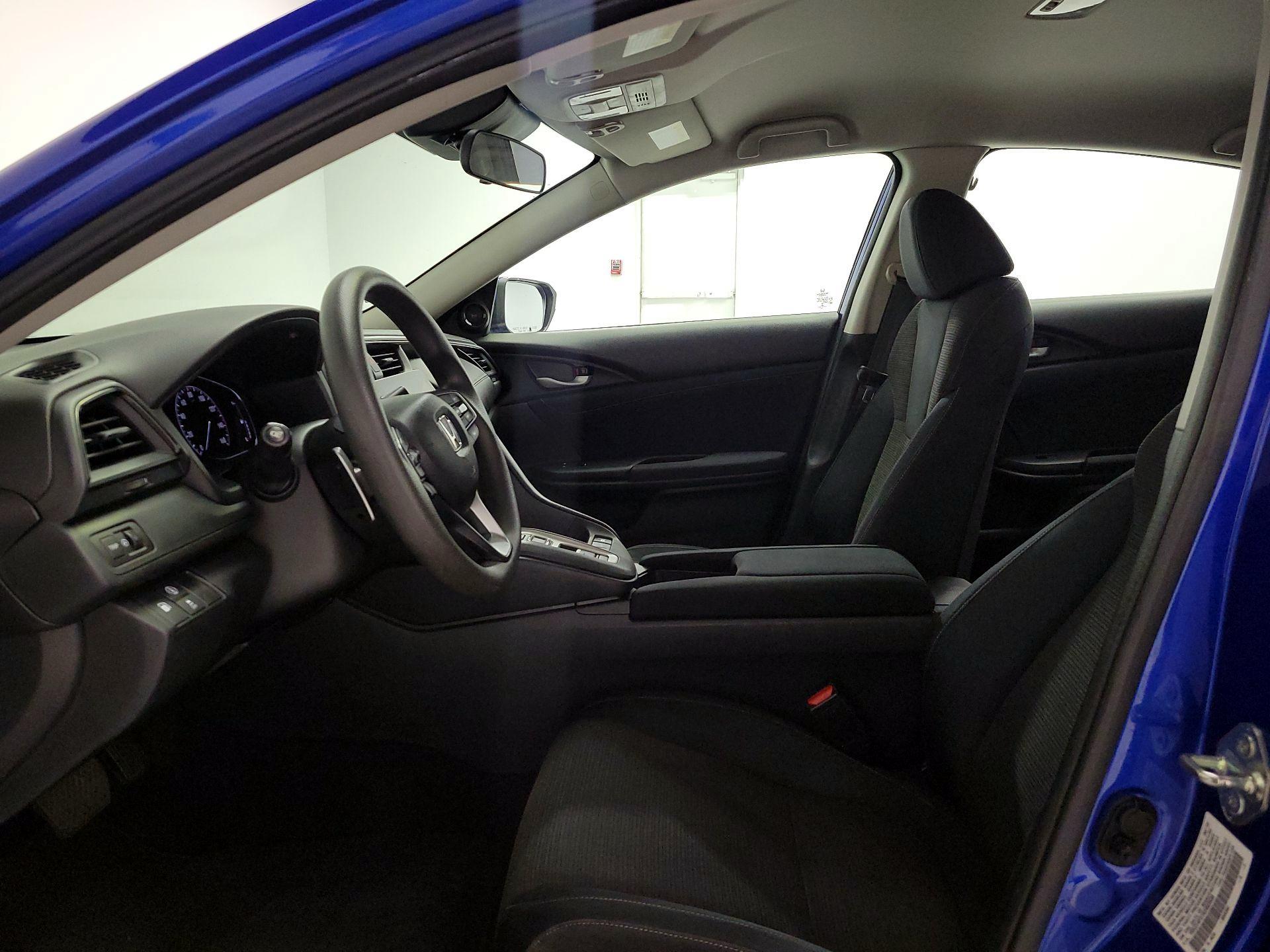 Thumbnail: 2019 Honda Insight - 11