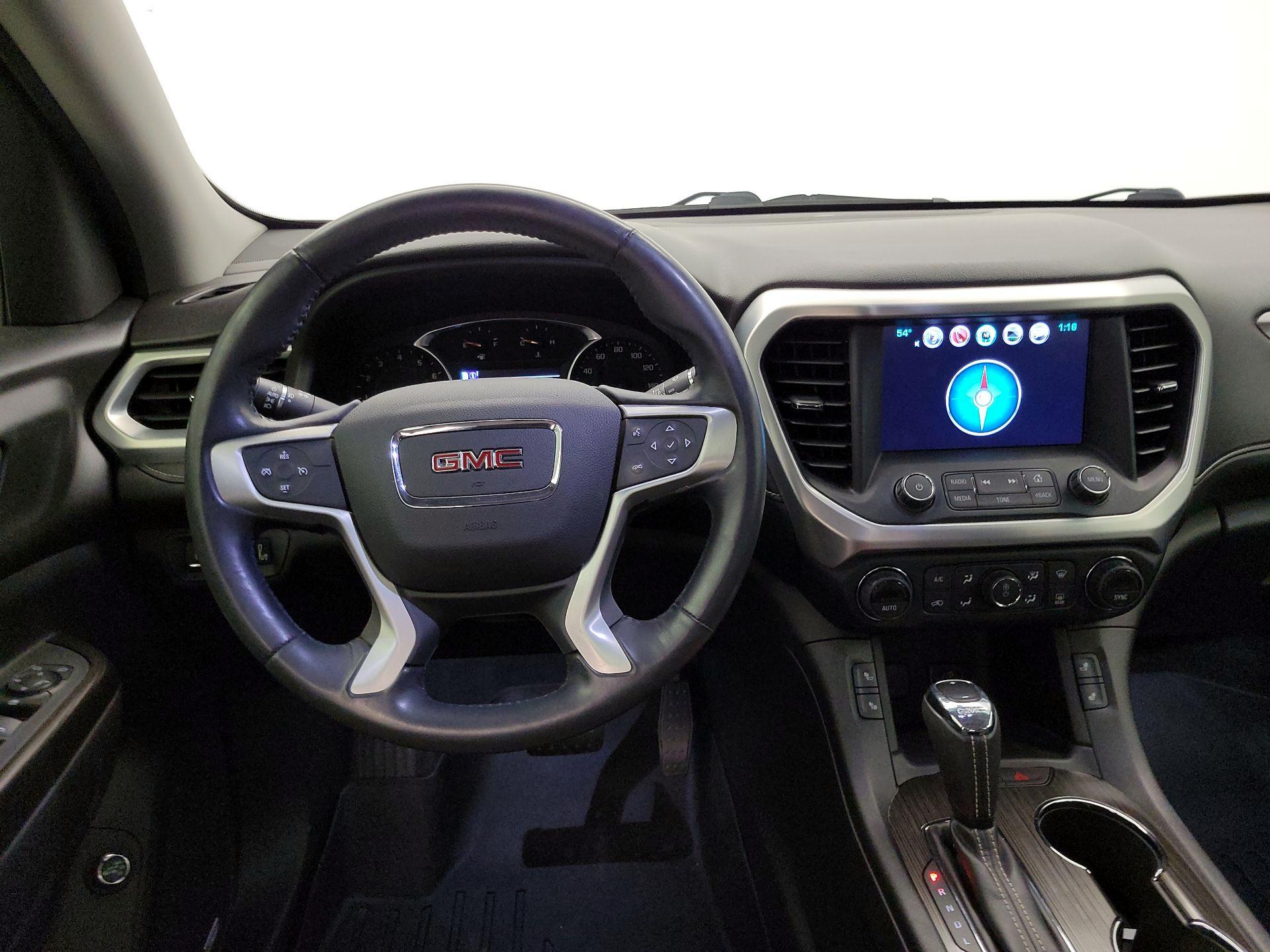 Thumbnail: 2017 GMC Acadia - 10