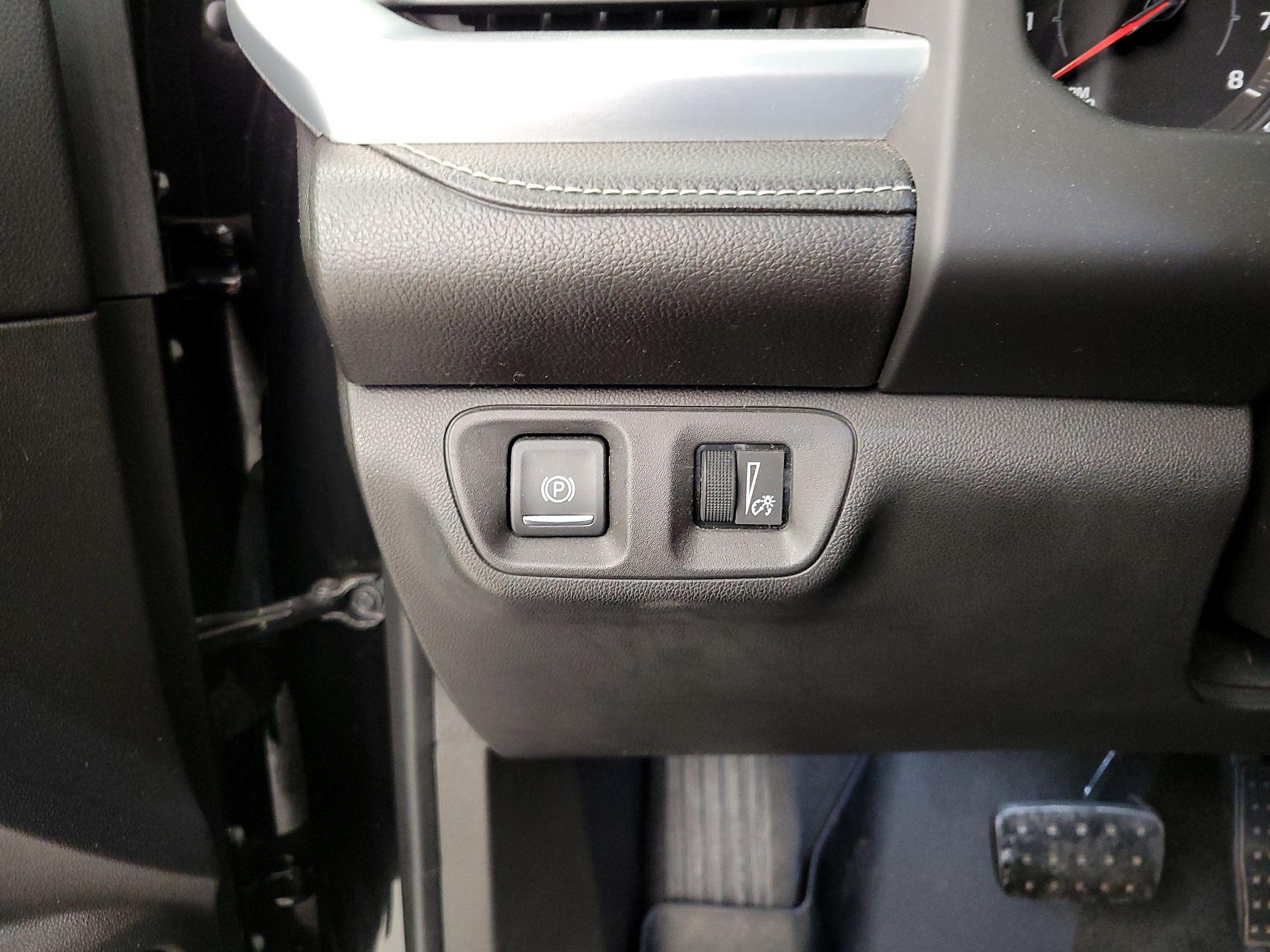 Thumbnail: 2017 GMC Acadia - 13