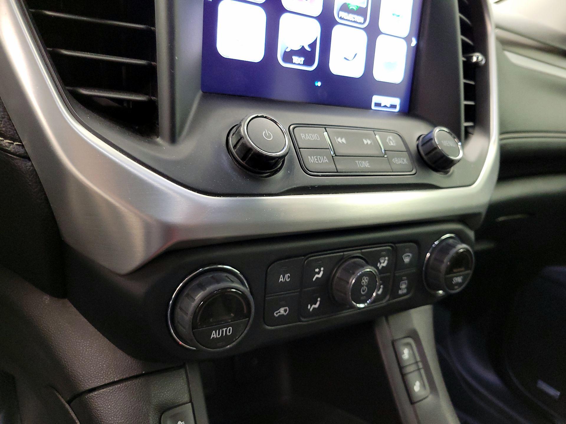 Thumbnail: 2017 GMC Acadia - 16