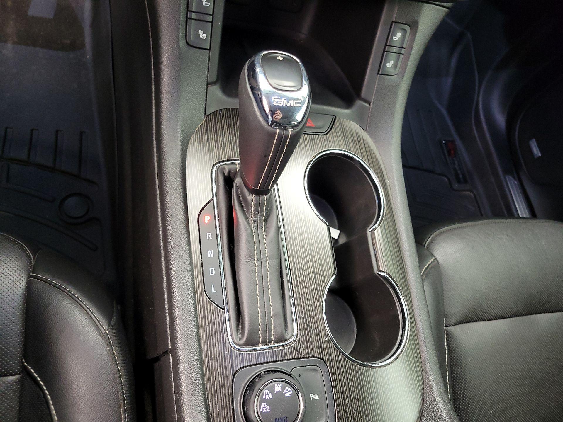 Thumbnail: 2017 GMC Acadia - 17