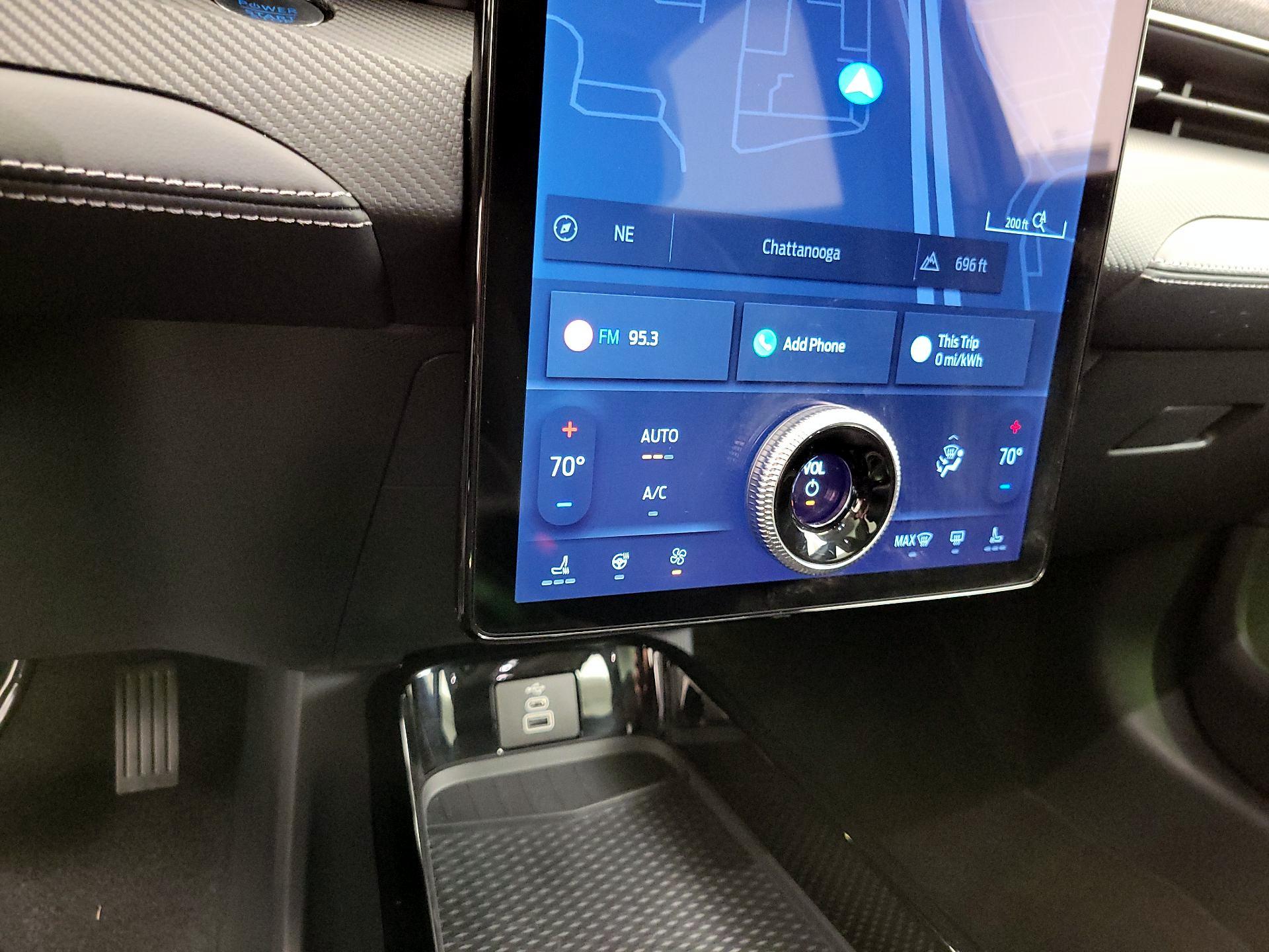 Thumbnail: 2025 Ford Mustang Mach-E - 17